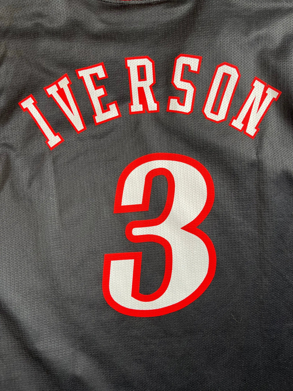Allen Iverson #3 - Philadelphie 76ers Away 1996-2007 - Champion (M) - Maillot NBA