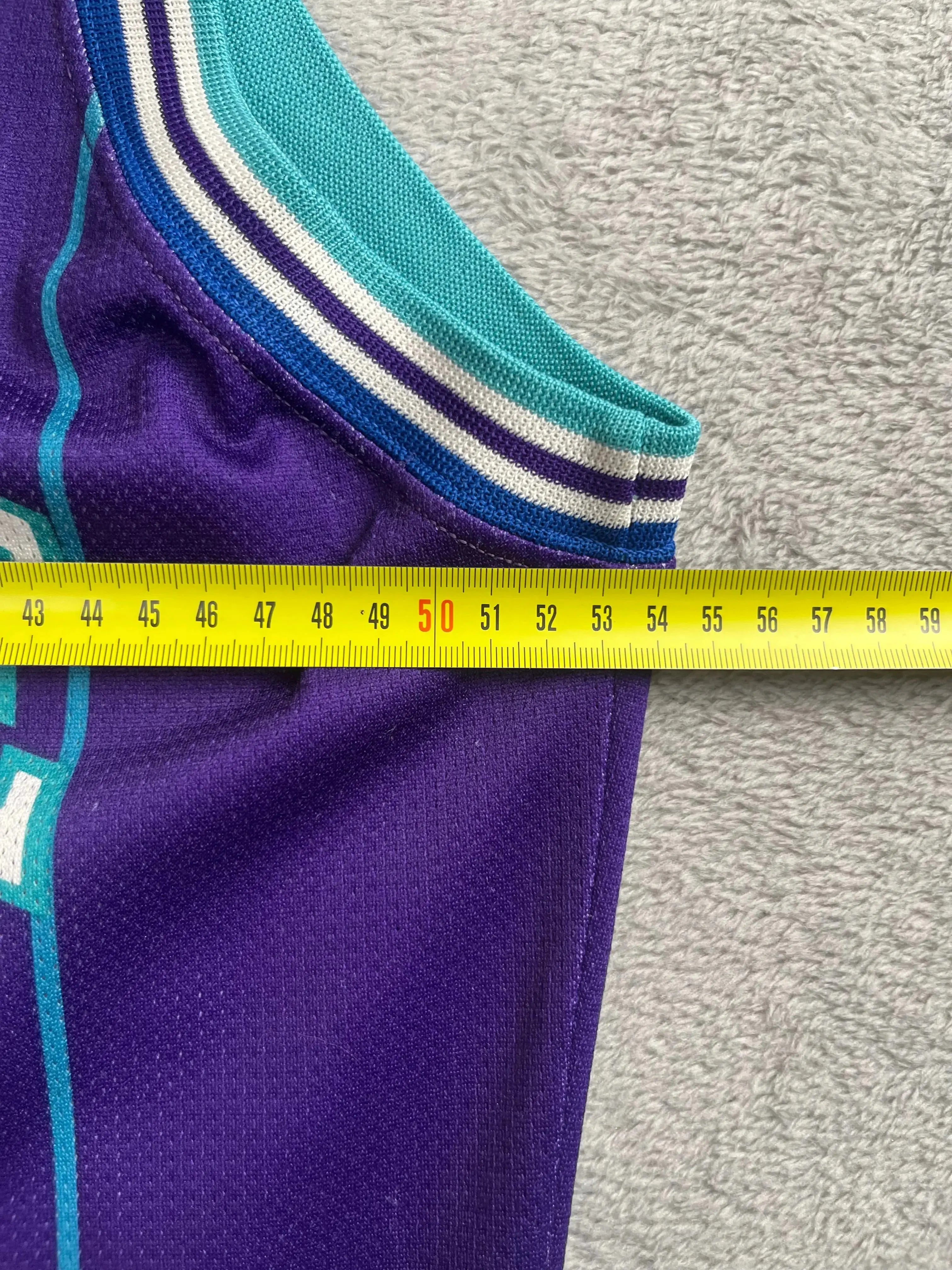Alonzo Mourning #33 - Charlotte Hornets Alternate 1994-1995 - Champion (M) - Maillot NBA Champion