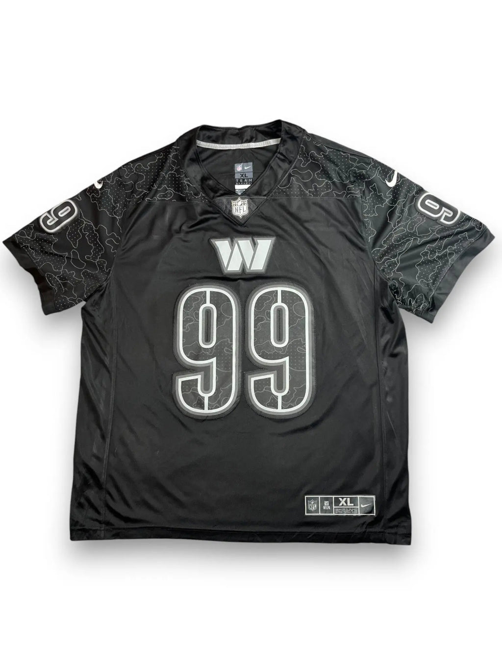 Chase Young #99 - Washington Commanders Black RFLCTV - Nike (XL) - Maillot NFL Andwan Shop