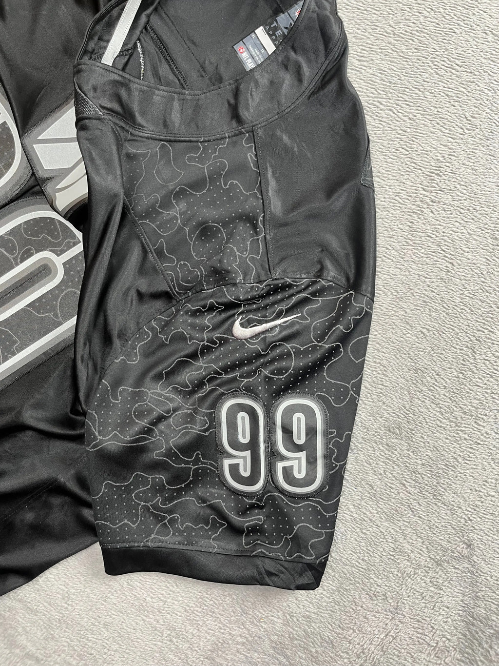 Chase Young #99 - Washington Commanders Black RFLCTV - Nike (XL) - Maillot NFL Andwan Shop