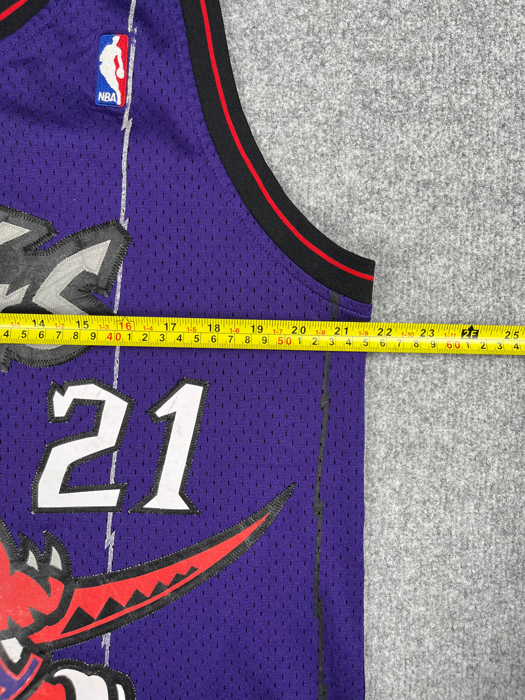 Marcus Camby #21 - Toronto Raptors Away 1997-1998 - Adidas Soul Swingman (M) - Maillot NBA