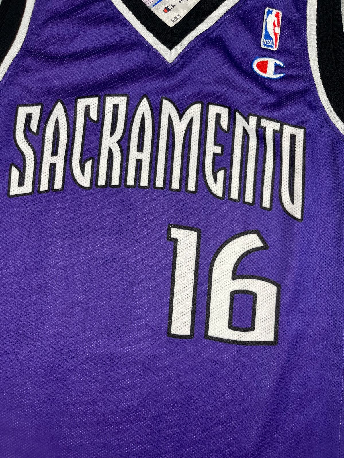 Peja Stojaković #16 - Sacramento Kings Away 2003-2006 - Champion (M) - Maillot NBA