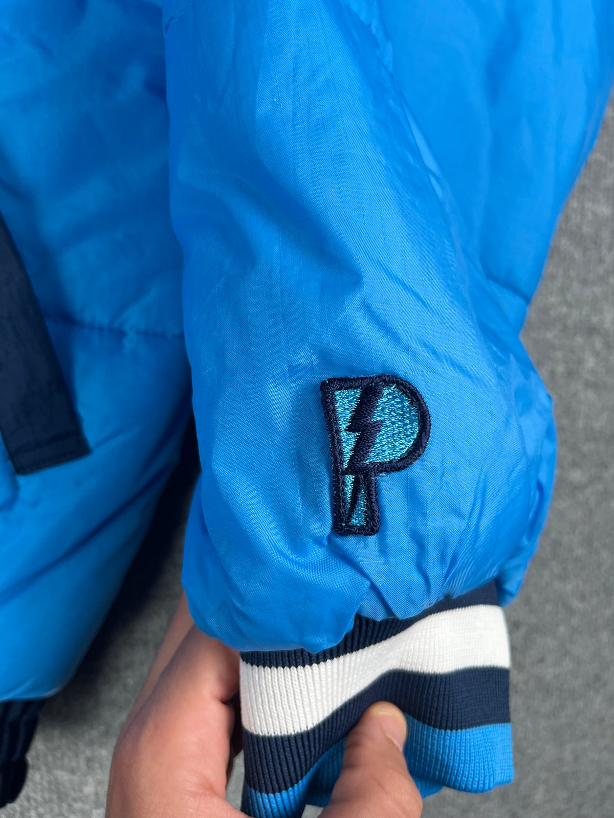 Veste vintage - Doudoune puffer épaisse réversible NCAA North Carolina Tar Heels - Pro Player (XL)