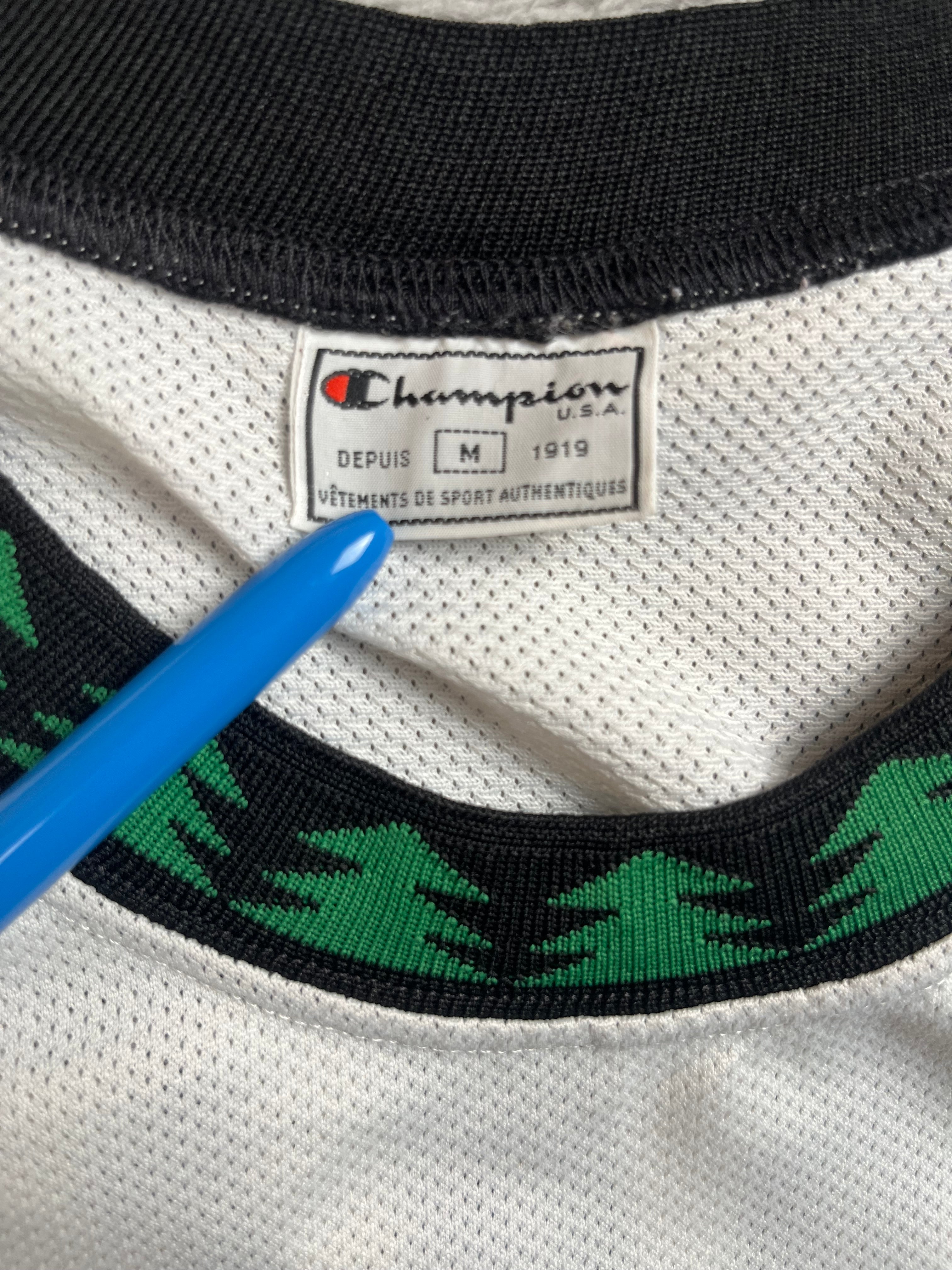 Kevin Garnett #21 - Minnesota Timberwolves Home 1997-2007 - Champion (M) Champion