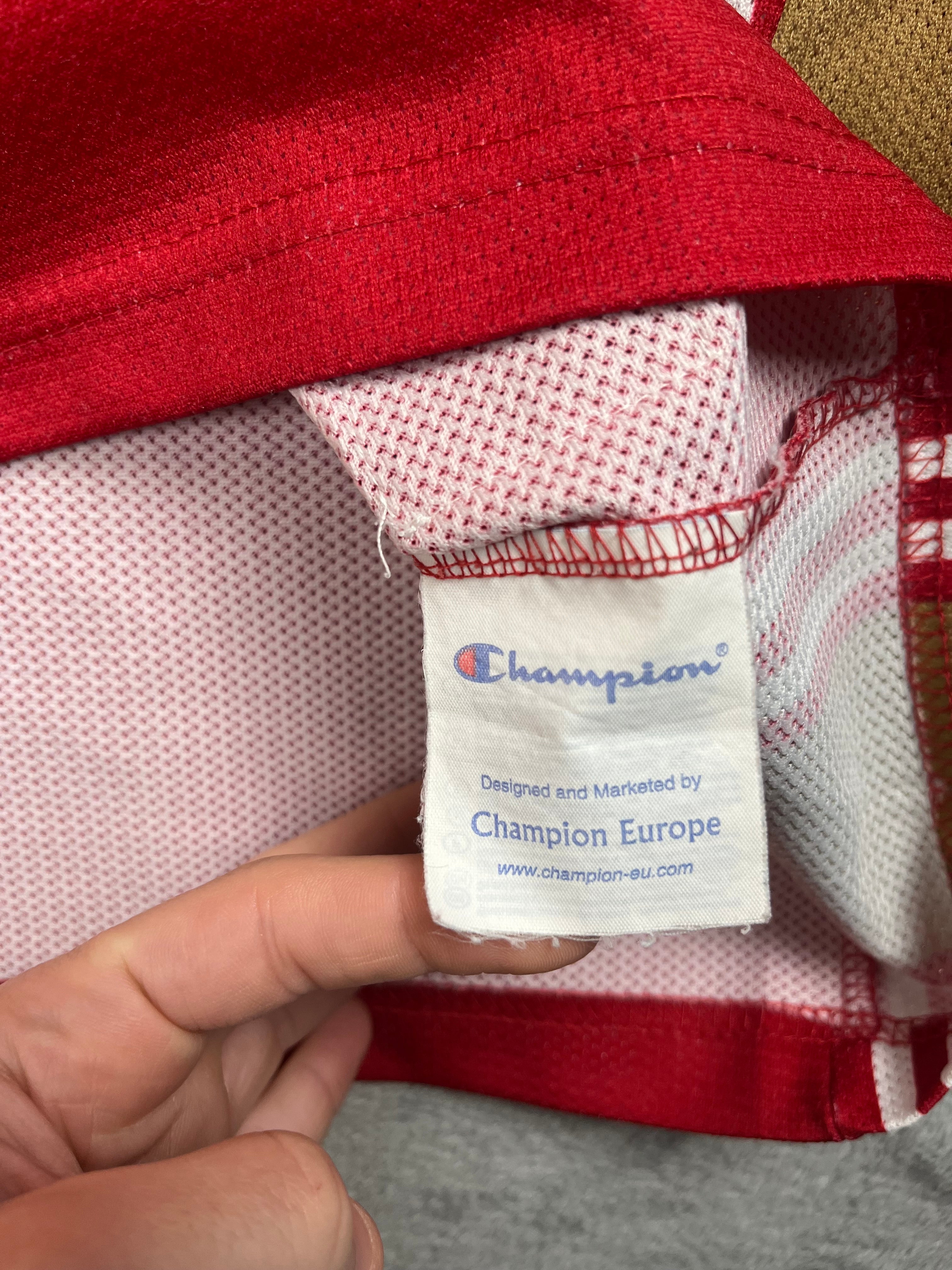 LeBron James #23 - Cleveland Cavaliers Alternate/Away 2004-2010 - Champion (L) Champion