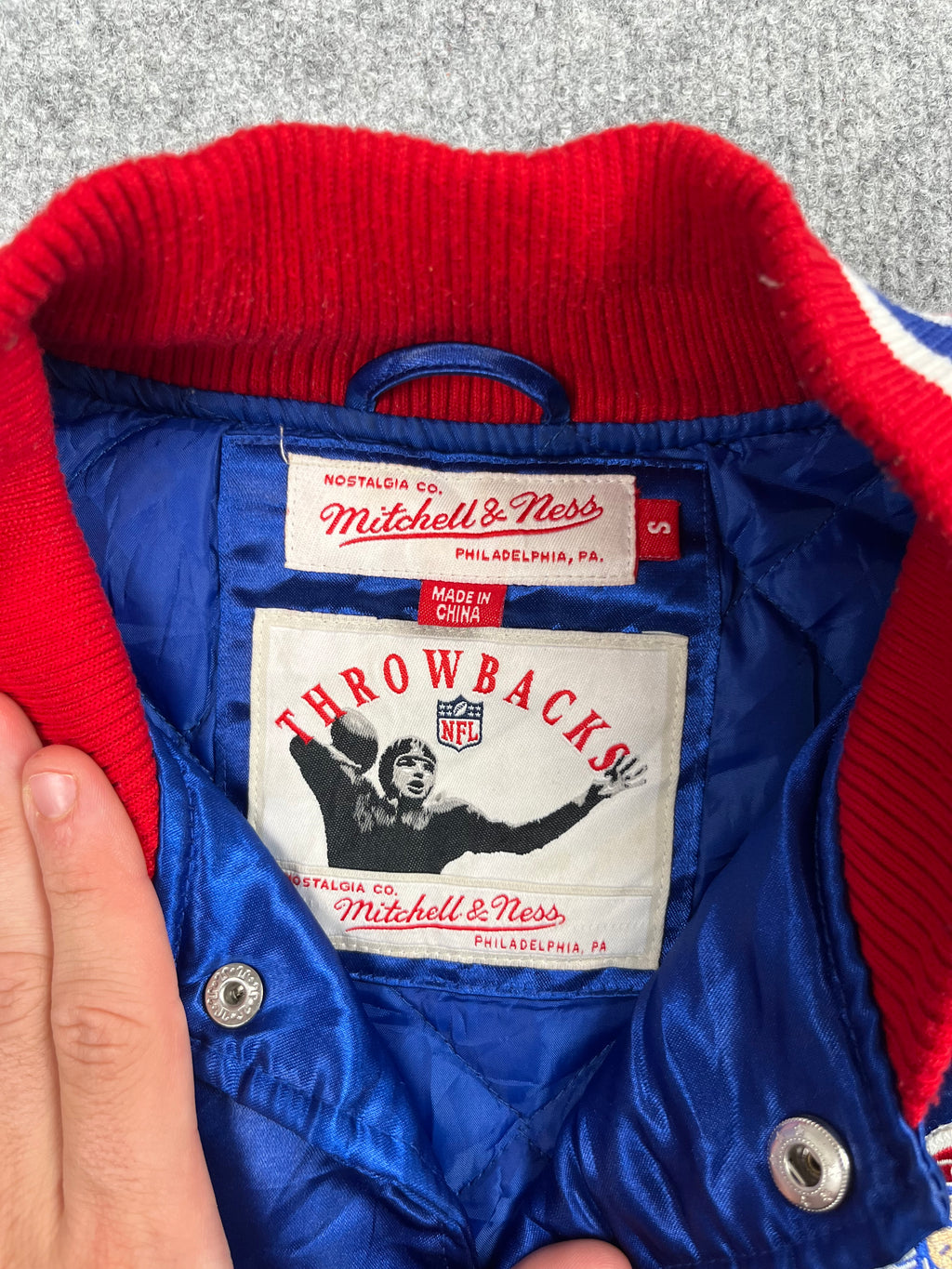 Veste vintage - Bomber teddy satin brodé NFL New England Patriots - Mitchell & Ness (S)