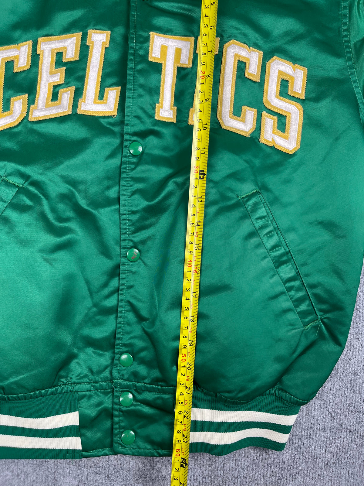 Veste vintage - Bomber teddy satin brodé NBA Boston Celtics - Starter (M)
