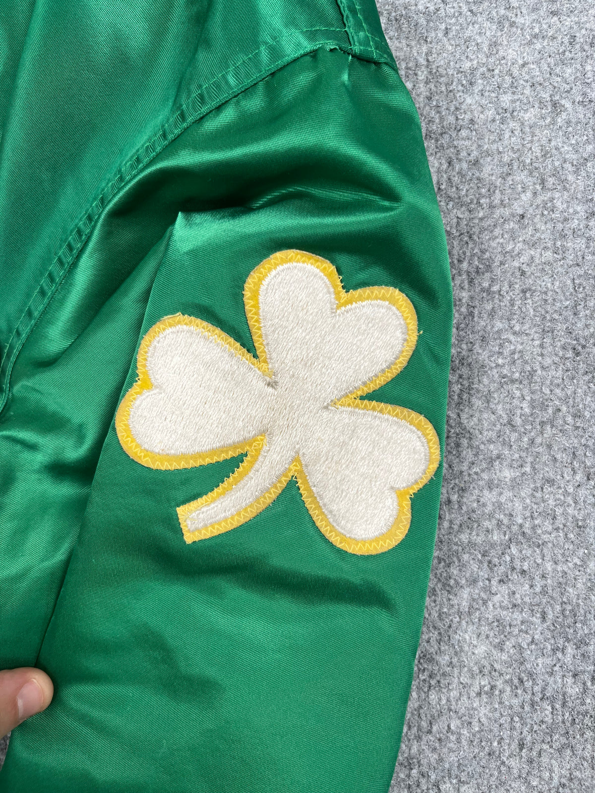 Veste vintage - Bomber teddy satin brodé NBA Boston Celtics - Starter (M)