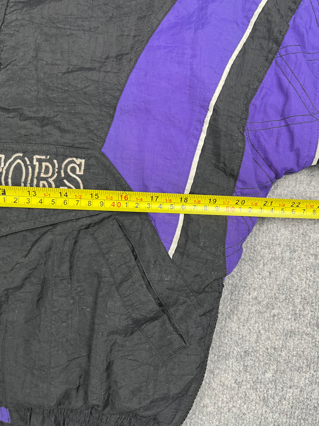 Veste vintage - Veste half zip pullover logo brodé NBA Toronto Raptors - Starter (S/M Femme)