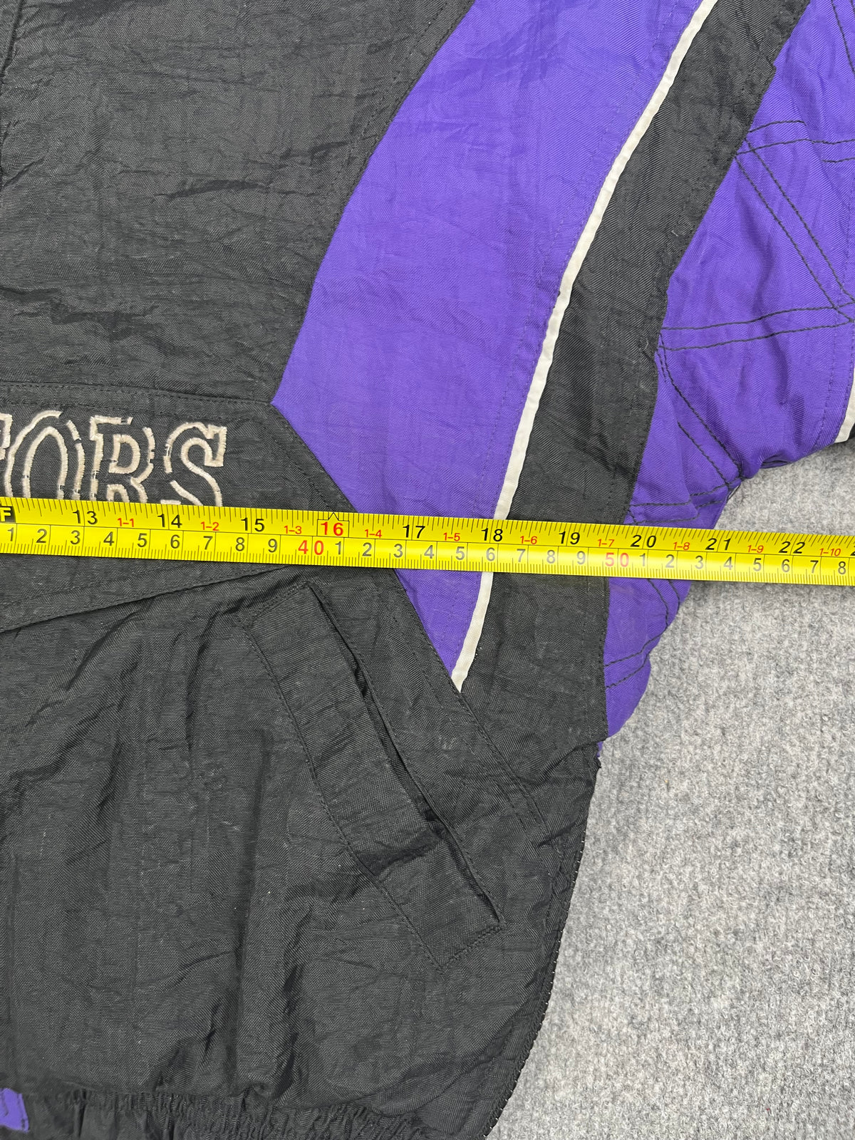 Veste vintage - Veste half zip pullover logo brodé NBA Toronto Raptors - Starter (S/M Femme)