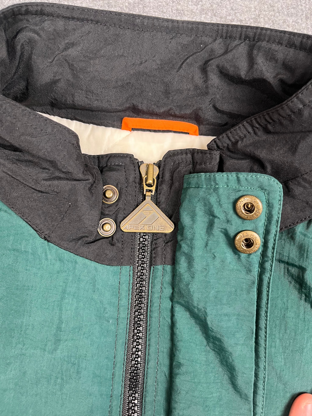 Veste vintage - Doudoune épaisse big logo brodé NCAA Miami Hurricanes - Apex One (L)