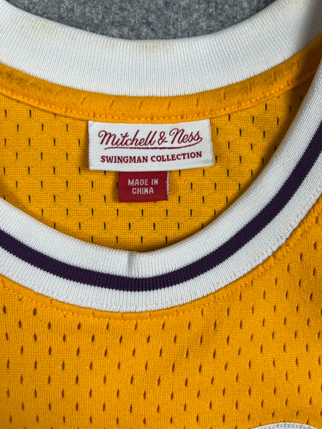 Magic Johnson #32 - Los Angeles Lakers Home 1984-1985 - Mitchell & Ness (M) - Maillot NBA