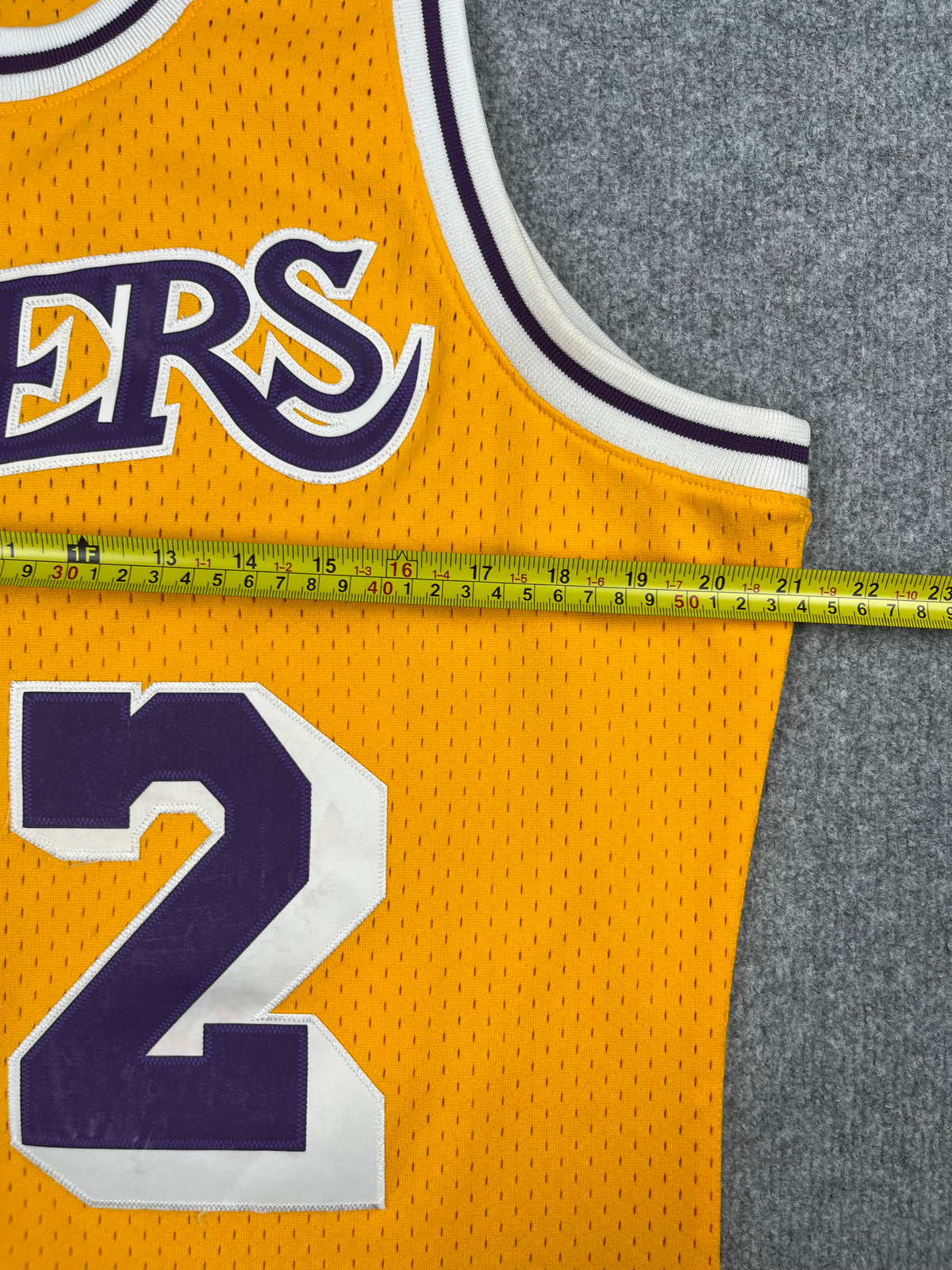 Magic Johnson #32 - Los Angeles Lakers Home 1984-1985 - Mitchell & Ness (M) - Maillot NBA