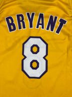 Kobe Bryant #8 - Los Angeles Lakers Home 2000-2006 - Champion (XXL) - Maillot NBA
