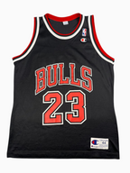 Michael Jordan #23 - Chicago Bulls Alternate 1996-1997 - Champion (M) - Maillot NBA