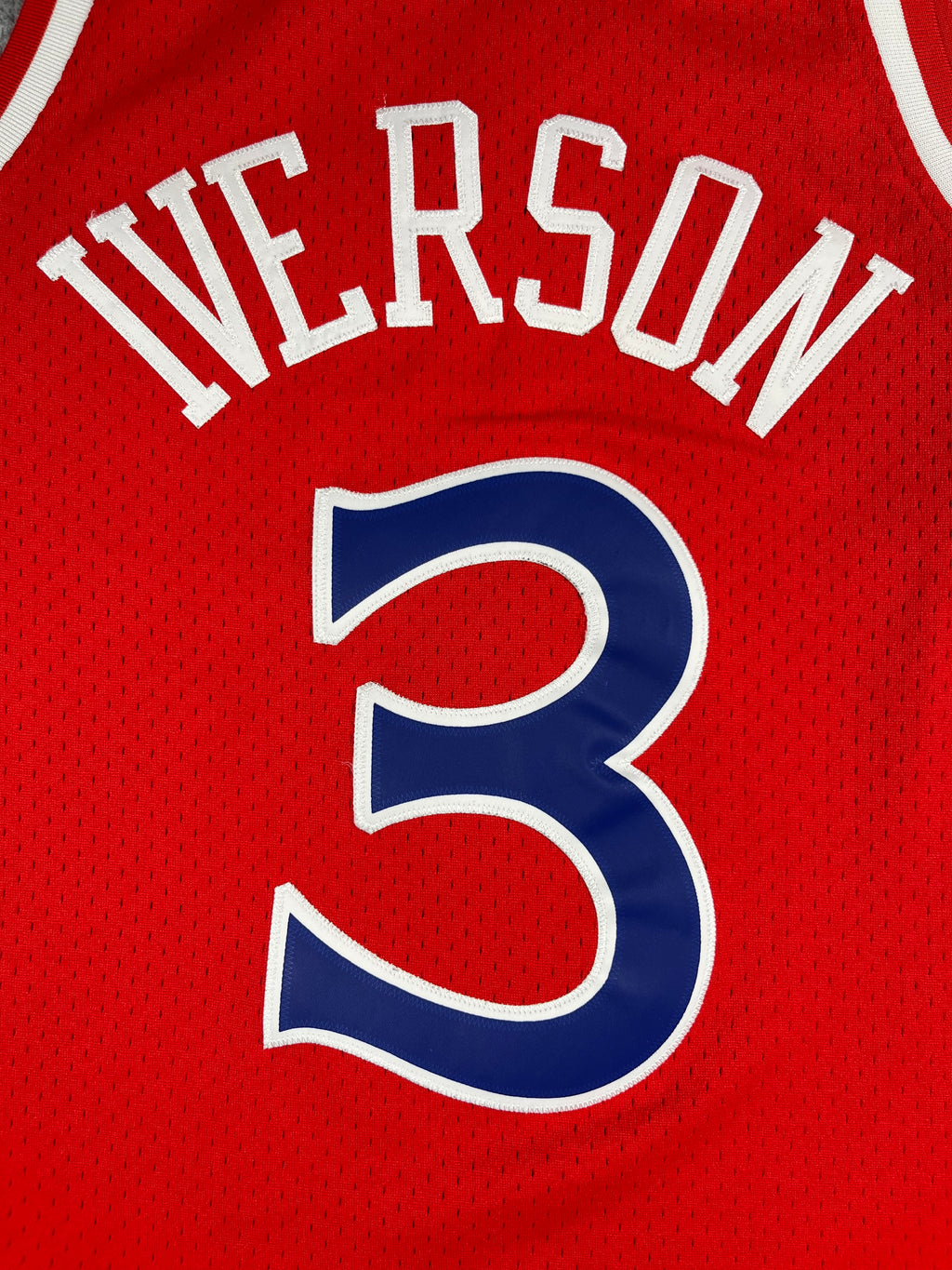 Allen Iverson #3 - Philadelphie 76ers Away 1996-1997 - Mitchell & Ness (M) - Maillot NBA