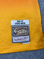 Steve Smith #8 - Atlanta Hawks Gold/Red Fadeaway 1996-1997 - Mitchell & Ness (L) - Maillot NBA