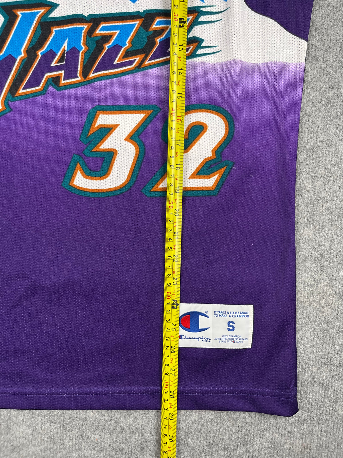Karl Malone #32 - Utah Jazz Away 1997-2003 - Champion (S) - Maillot NBA