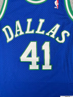 Dirk Nowitzki #41 - Dallas Mavericks Away 1998-1999 - Mitchell & Ness (M) - Maillot NBA