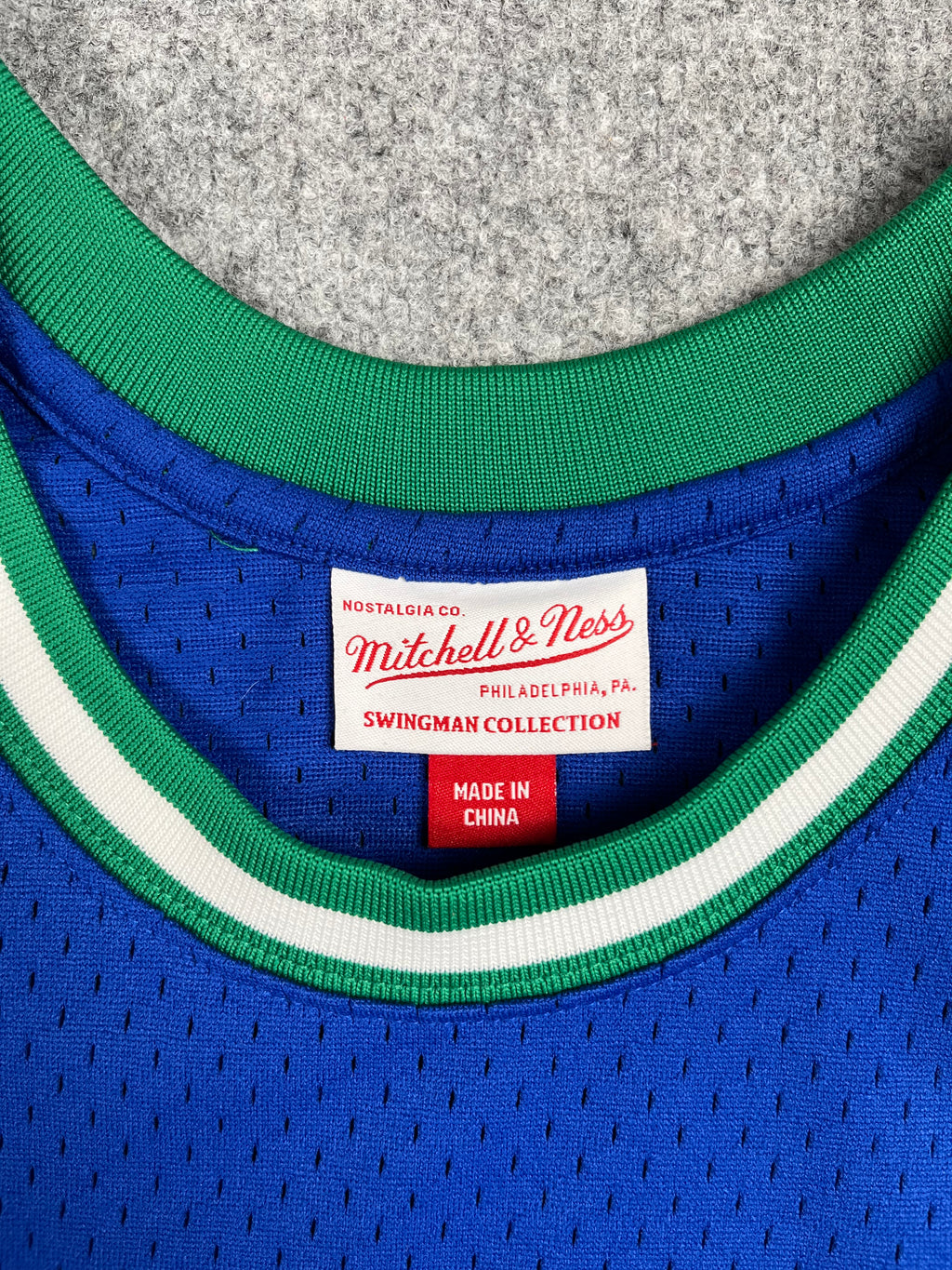 Dirk Nowitzki #41 - Dallas Mavericks Away 1998-1999 - Mitchell & Ness (M) - Maillot NBA