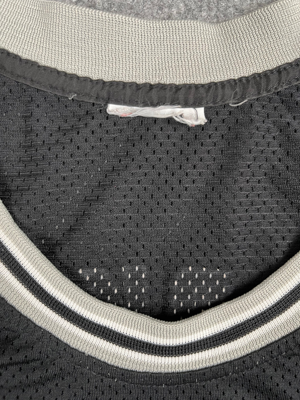 Tony Parker #9 - San Antonio Spurs Away 2003-2010 - Champion AUTHENTIC (XL) - Maillot NBA