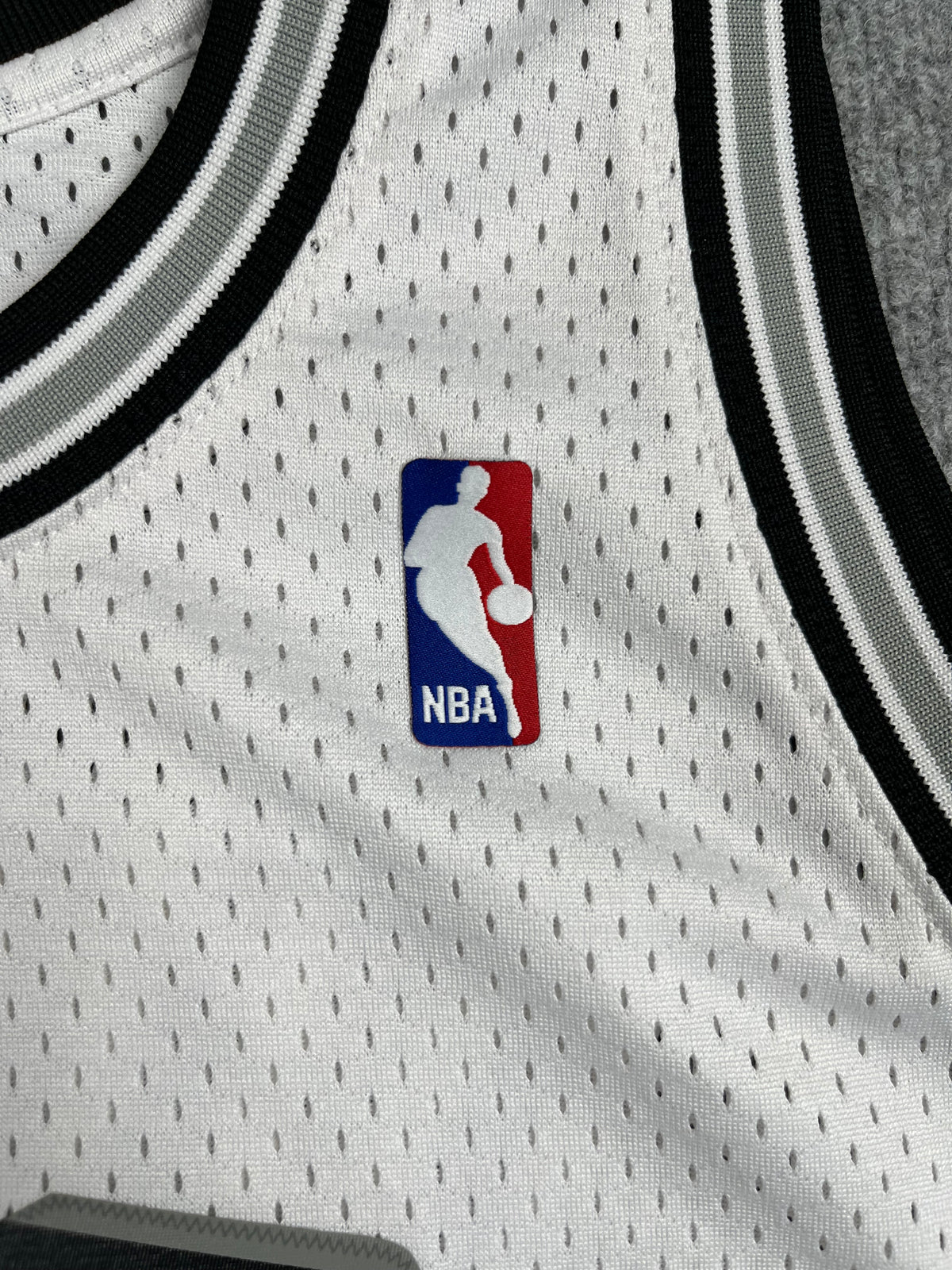 Tim Duncan #21 - San Antonio Spurs Home 1998-1999 - Mitchell & Ness (XL) - Maillot NBA