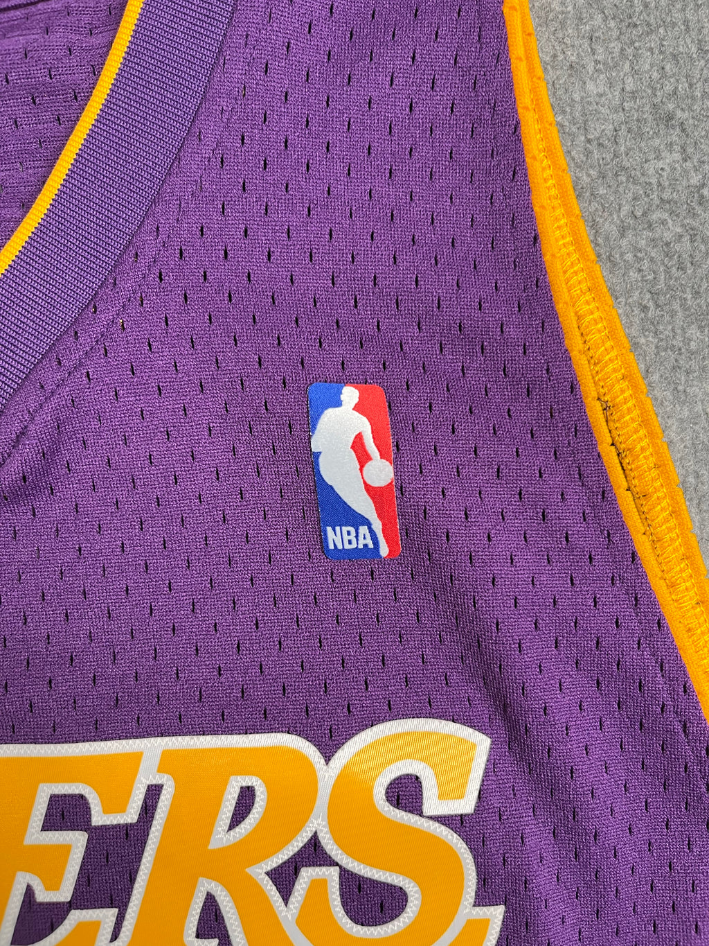 Shaquille O'Neal #34 - Los Angeles Lakers Away 1999-2000 - Mitchell & Ness (XL) - Maillot NBA
