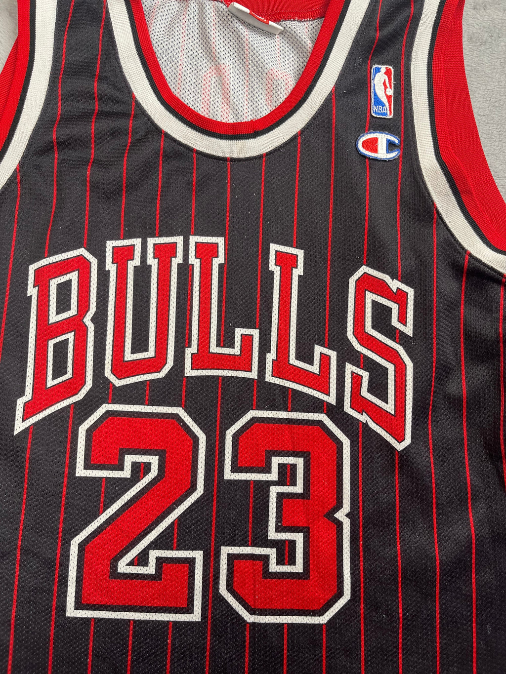 Michael Jordan #23 - Chicago Bulls Alternate 1996-1997 - Champion (M) Champion