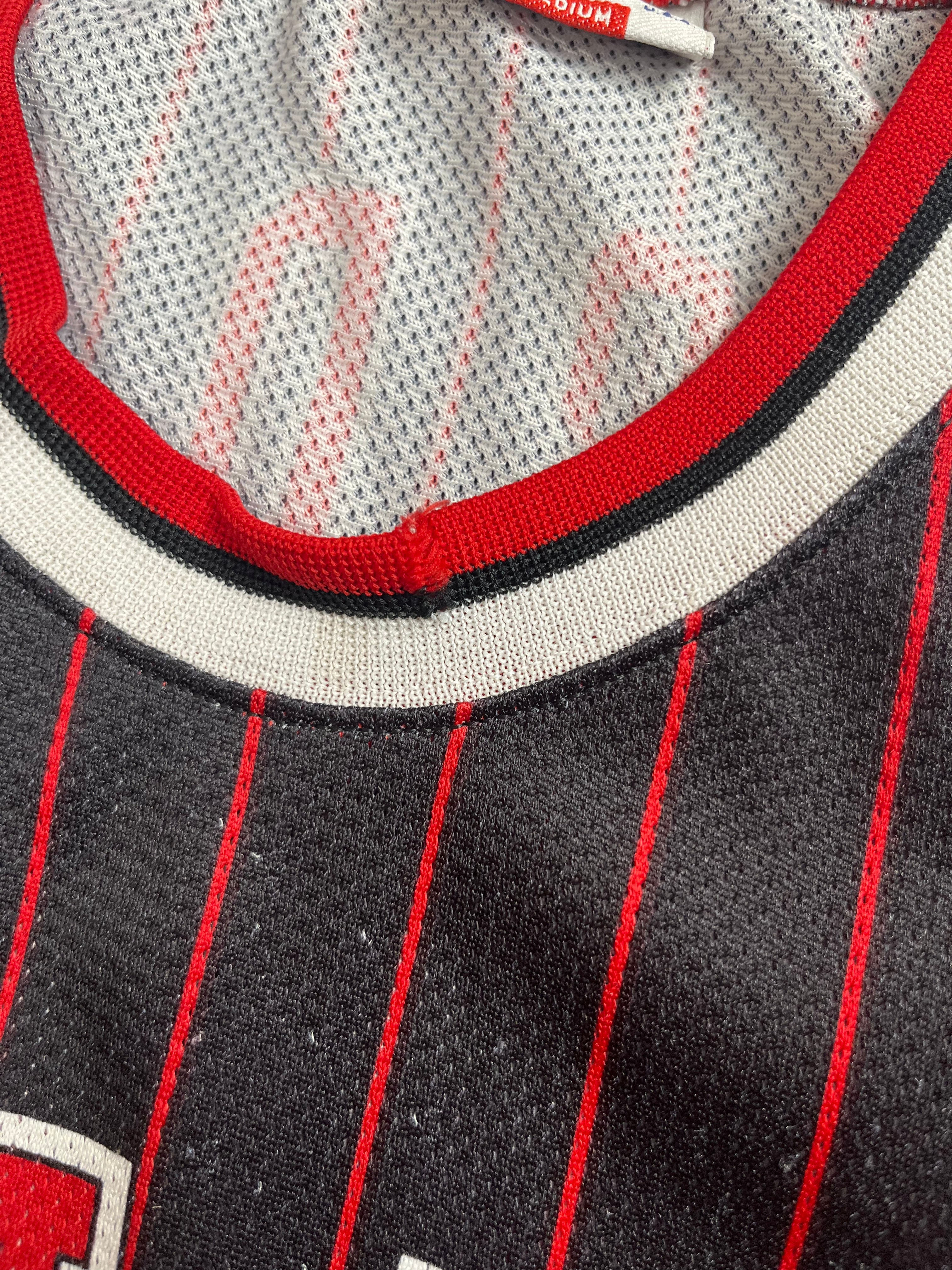 Michael Jordan #23 - Chicago Bulls Alternate 1996-1997 - Champion (M) Champion