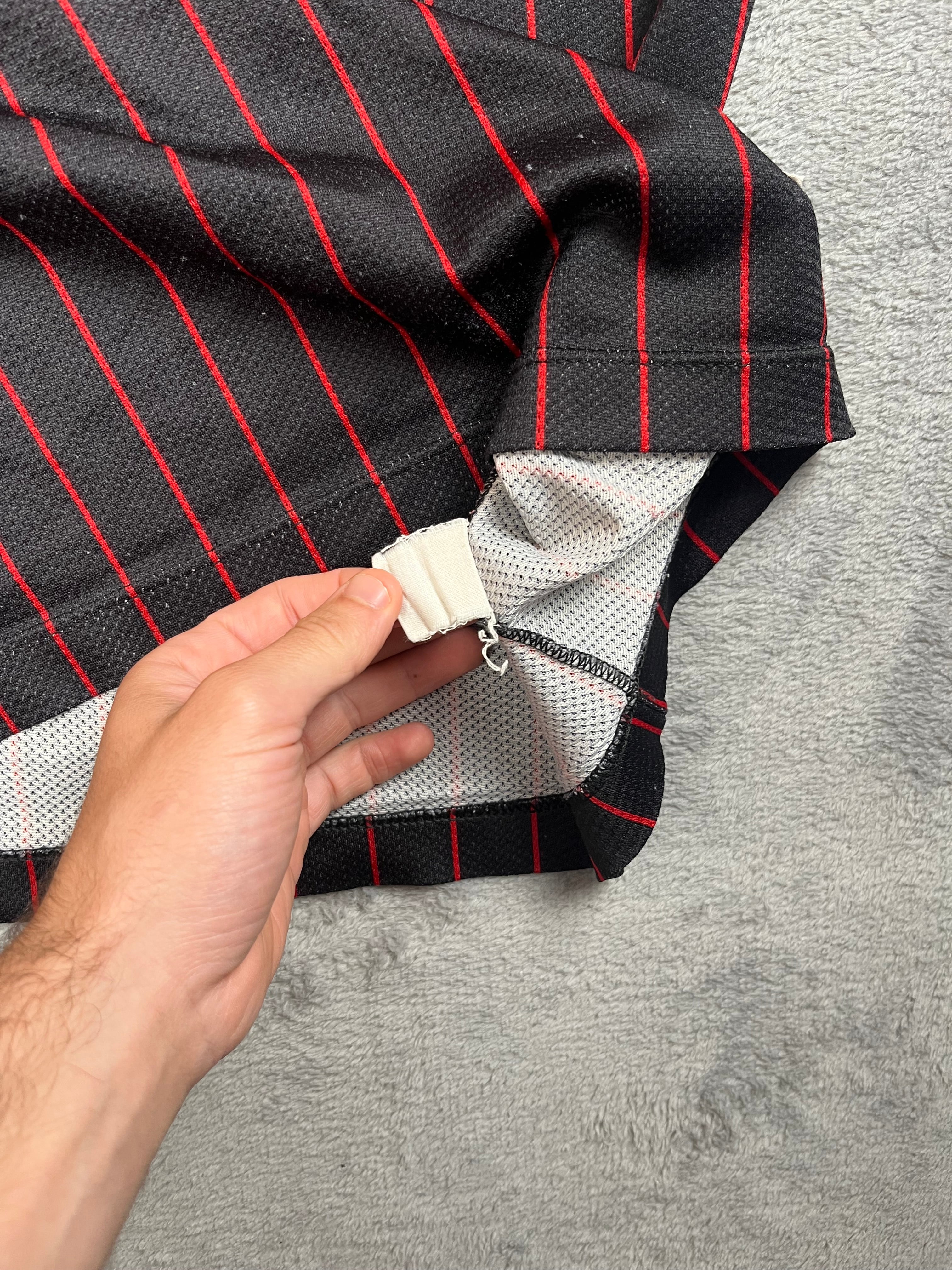 Michael Jordan #23 - Chicago Bulls Alternate 1996-1997 - Champion (M) Champion