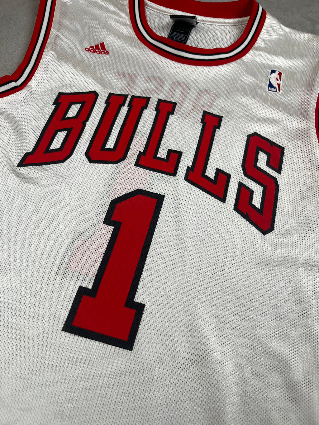 Derrick Rose #1 - Chicago Bulls Home 2009-2016 - Adidas (S) Adidas