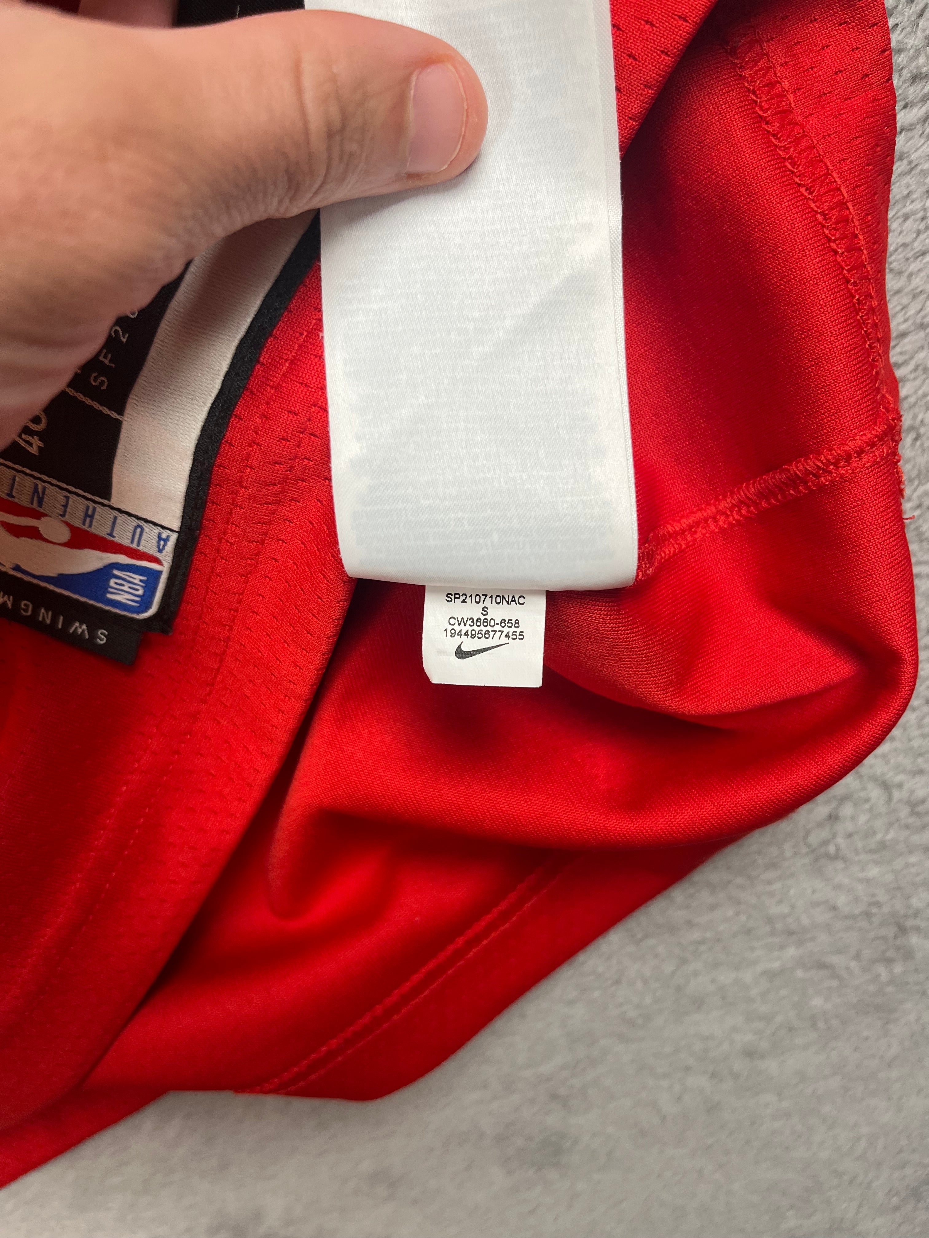 Lauri Markkanen #24 - Chicago Bulls Away 2018-2021 - Nike (S) Nike