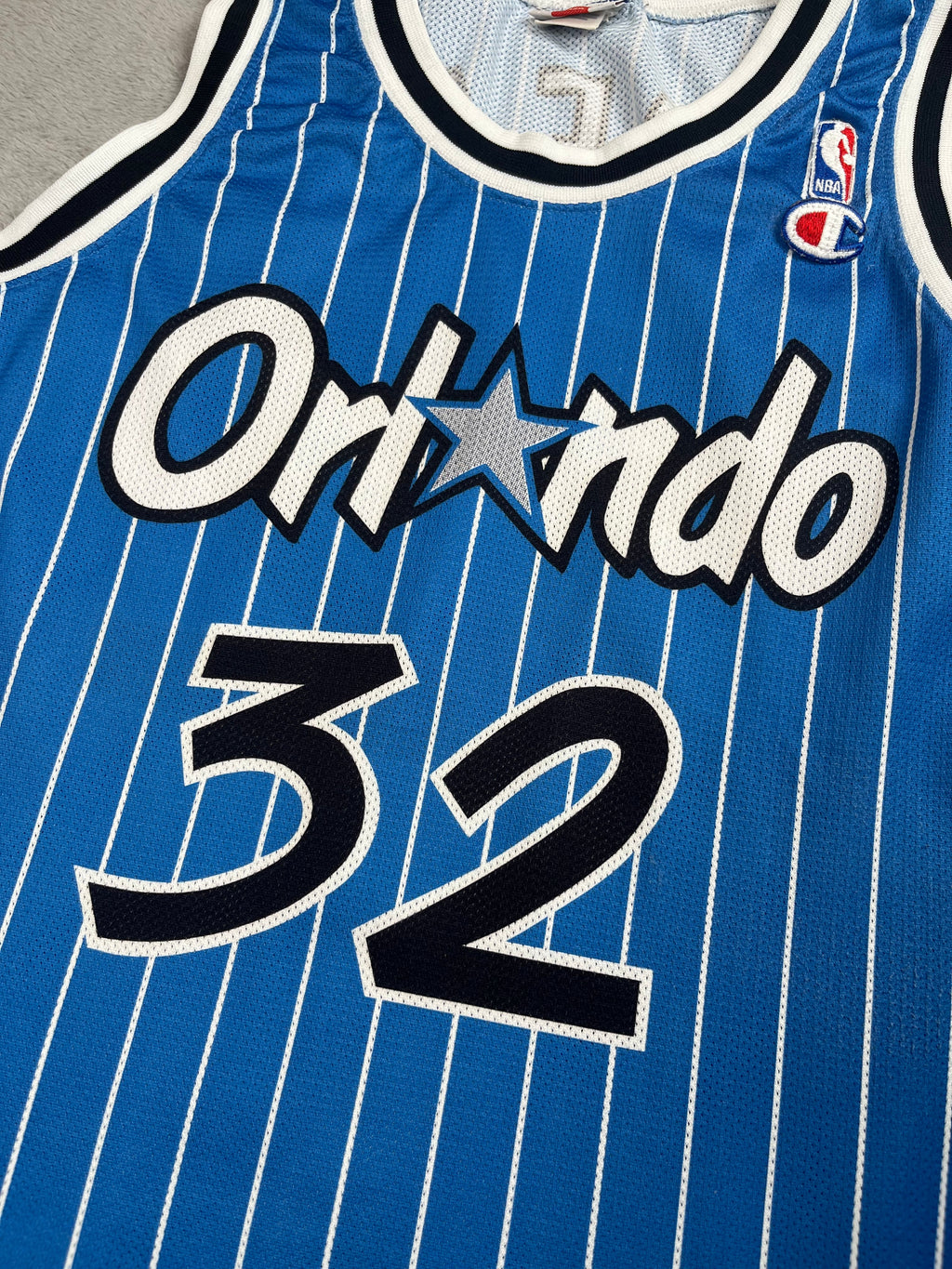 Shaquille O'Neal #32 - Orlando Magic Away 1995-1996 - Champion (M) Champion
