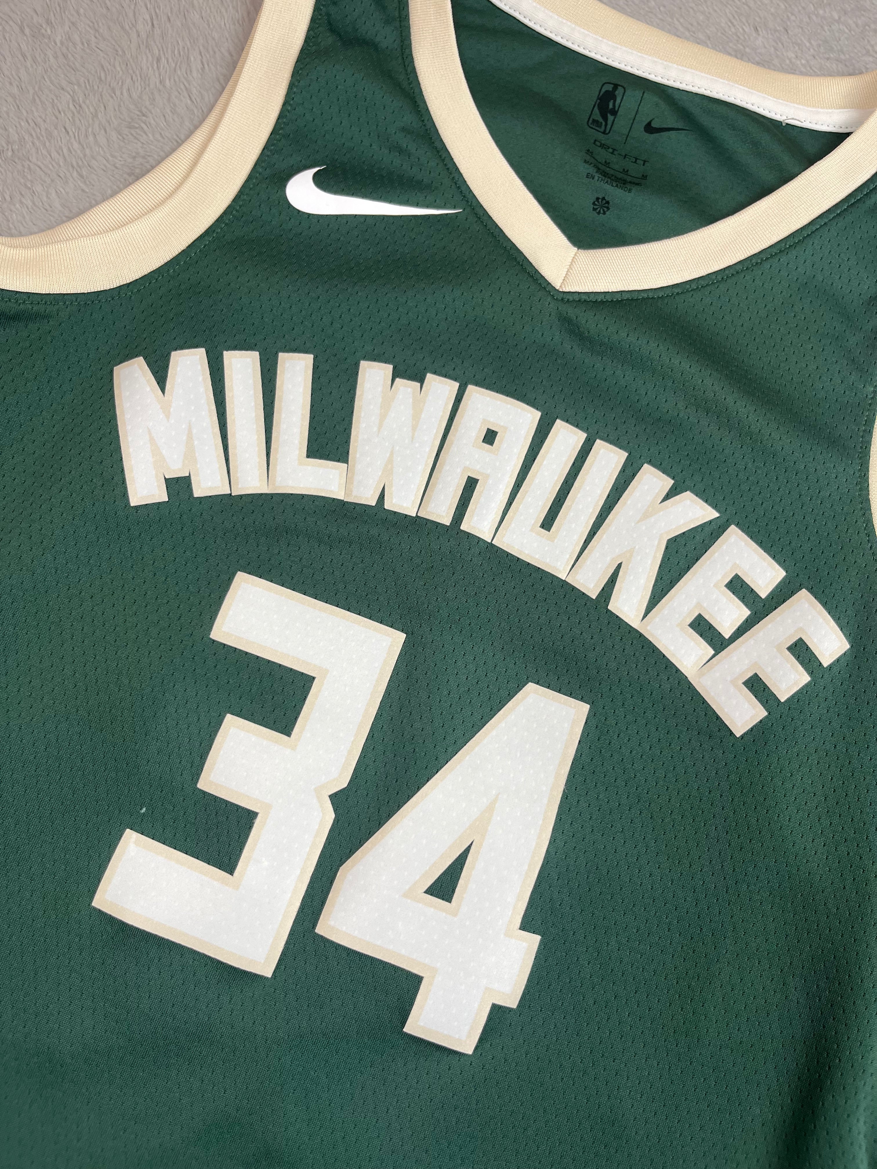 Giannis Antetokounmpo #34 - Milwaukee Bucks Icon 2017-2025 - Nike (M) Nike
