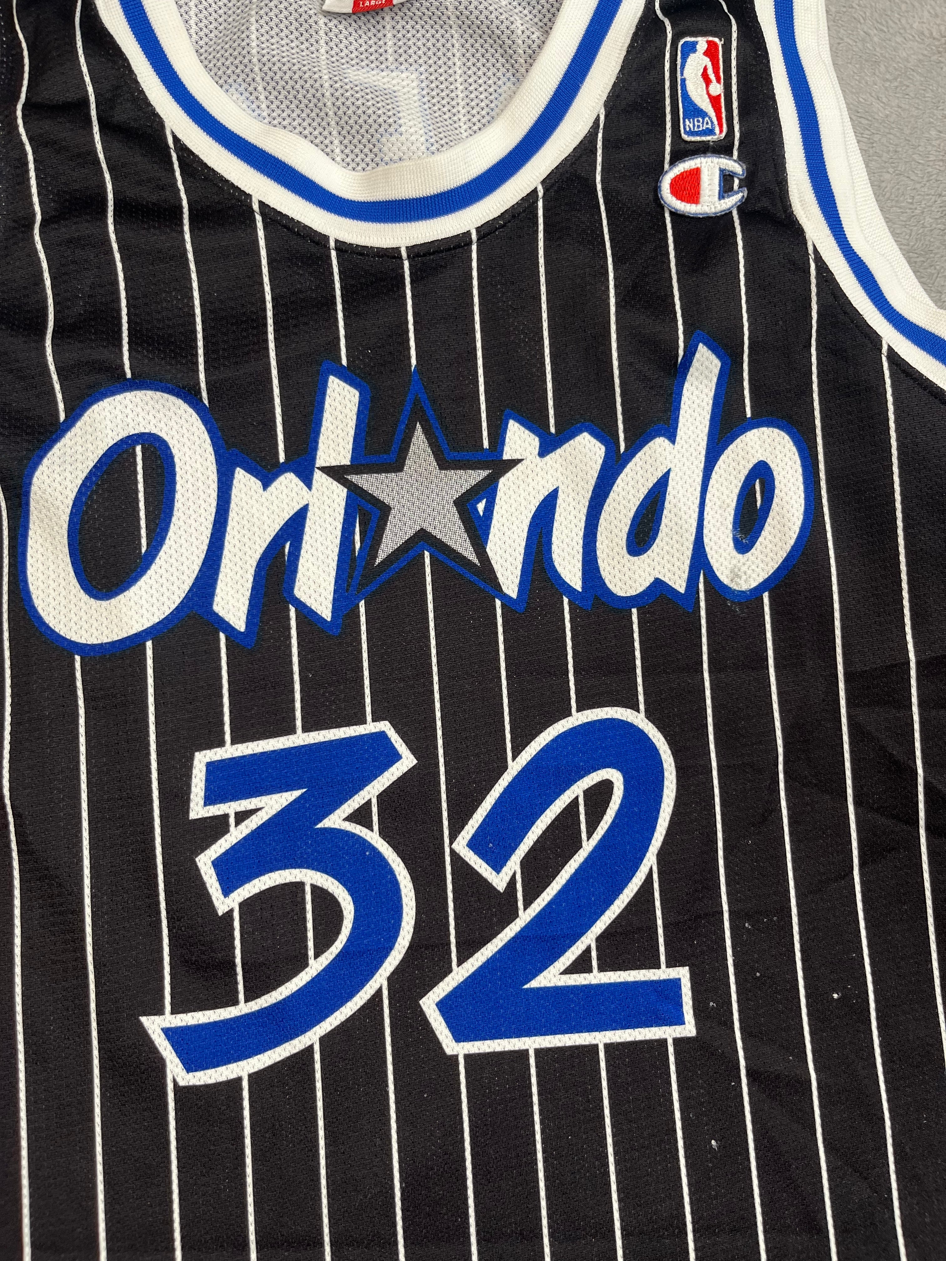 Shaquille O'Neal #32 - Orlando Magic Away/Alternate 1993-1996 - Champion (L) Champion