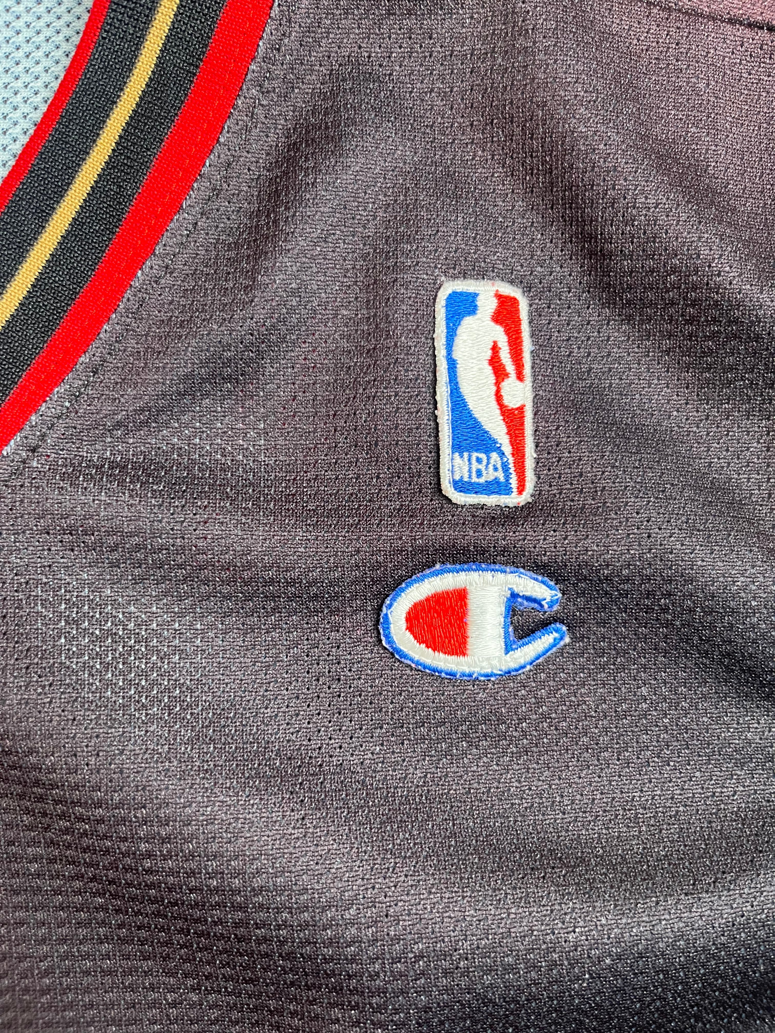 Allen Iverson #3 - Philadelphie 76ers Away 1996-2007 - Champion (M) Champion