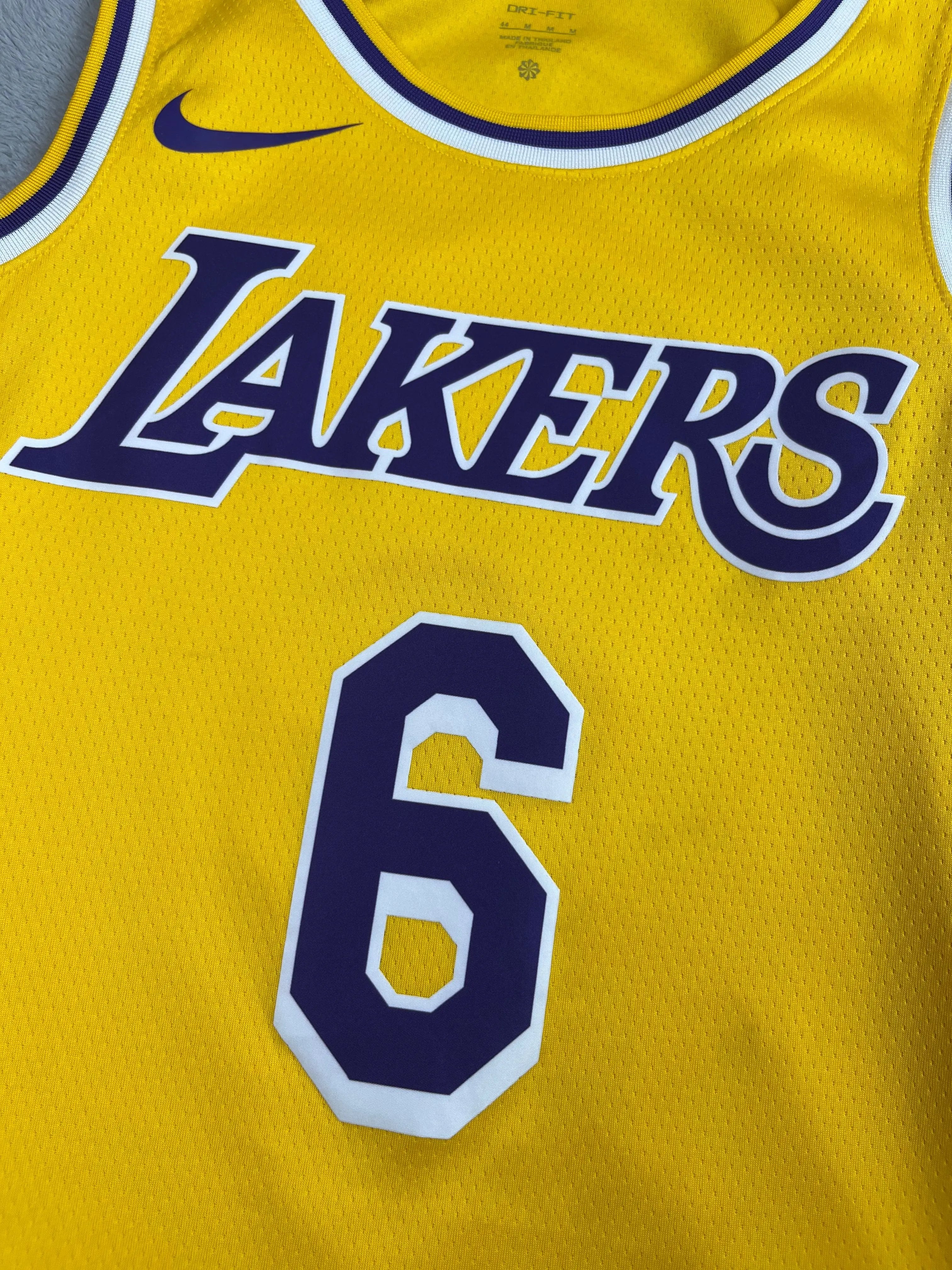 LeBron James #6 - Los Angeles Lakers Icon 2021-2023 - Nike (M) Nike
