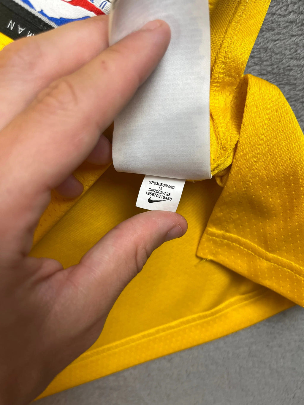 LeBron James #6 - Los Angeles Lakers Icon 2021-2023 - Nike (M) Nike