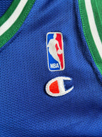 Jamal Mashburn #32 - Dallas Mavericks Away 1994-1997 - Champion (M) - Maillot NBA Andwan Shop