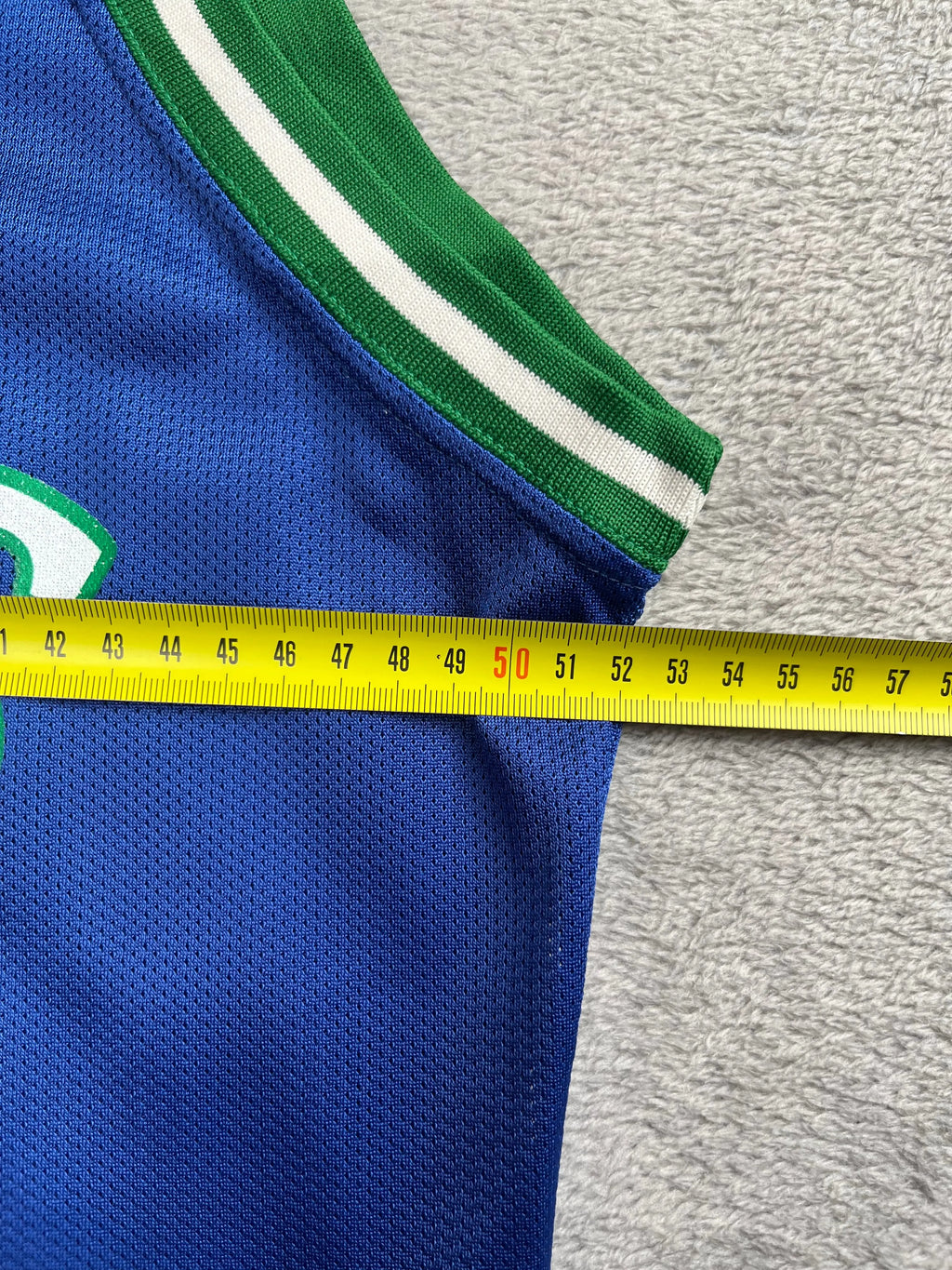 Jamal Mashburn #32 - Dallas Mavericks Away 1994-1997 - Champion (M) - Maillot NBA Andwan Shop