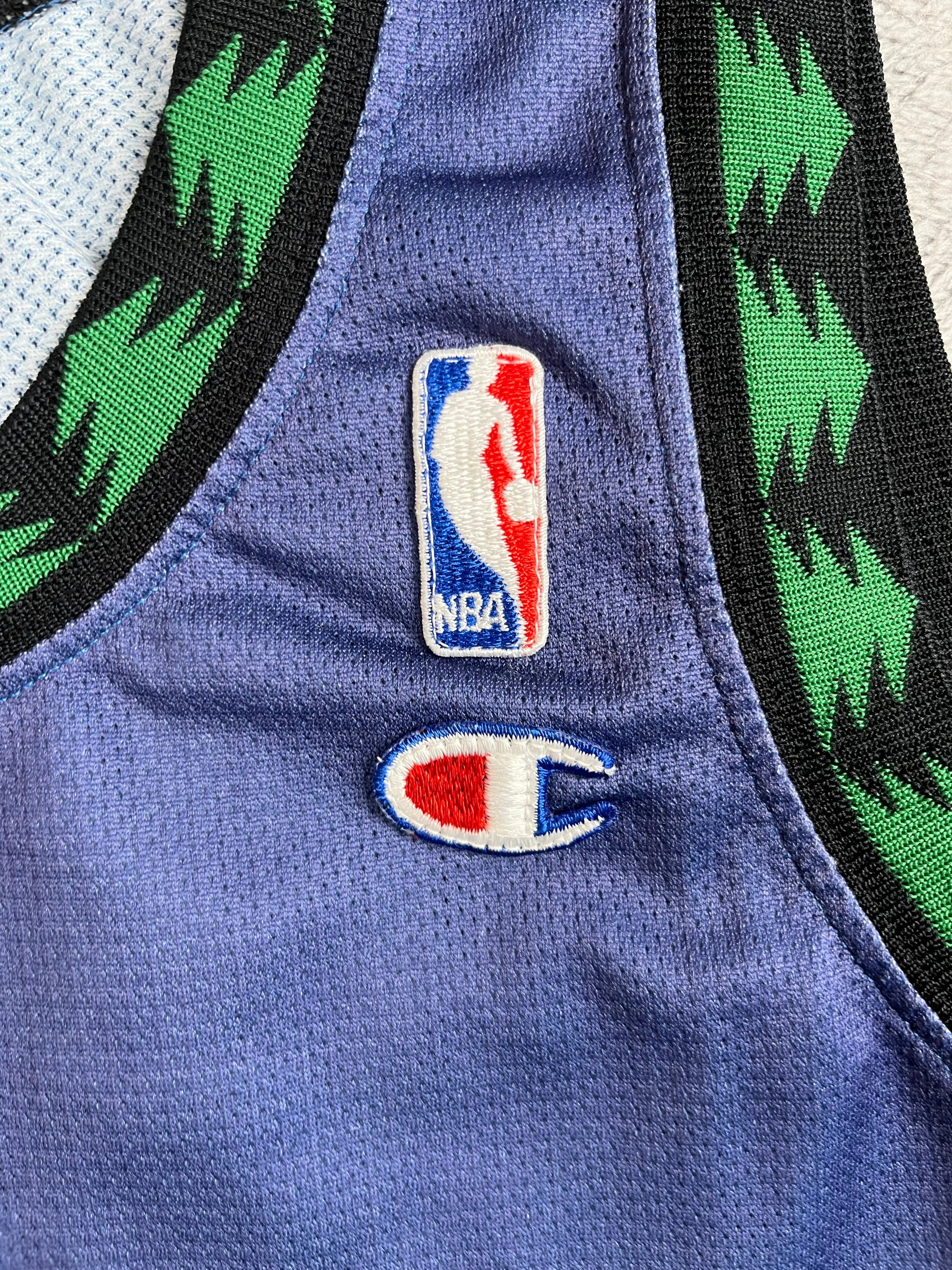Kevin Garnett #21 - Minnesota Timberwolves Away 1997-2007 - Champion (S) - Maillot NBA