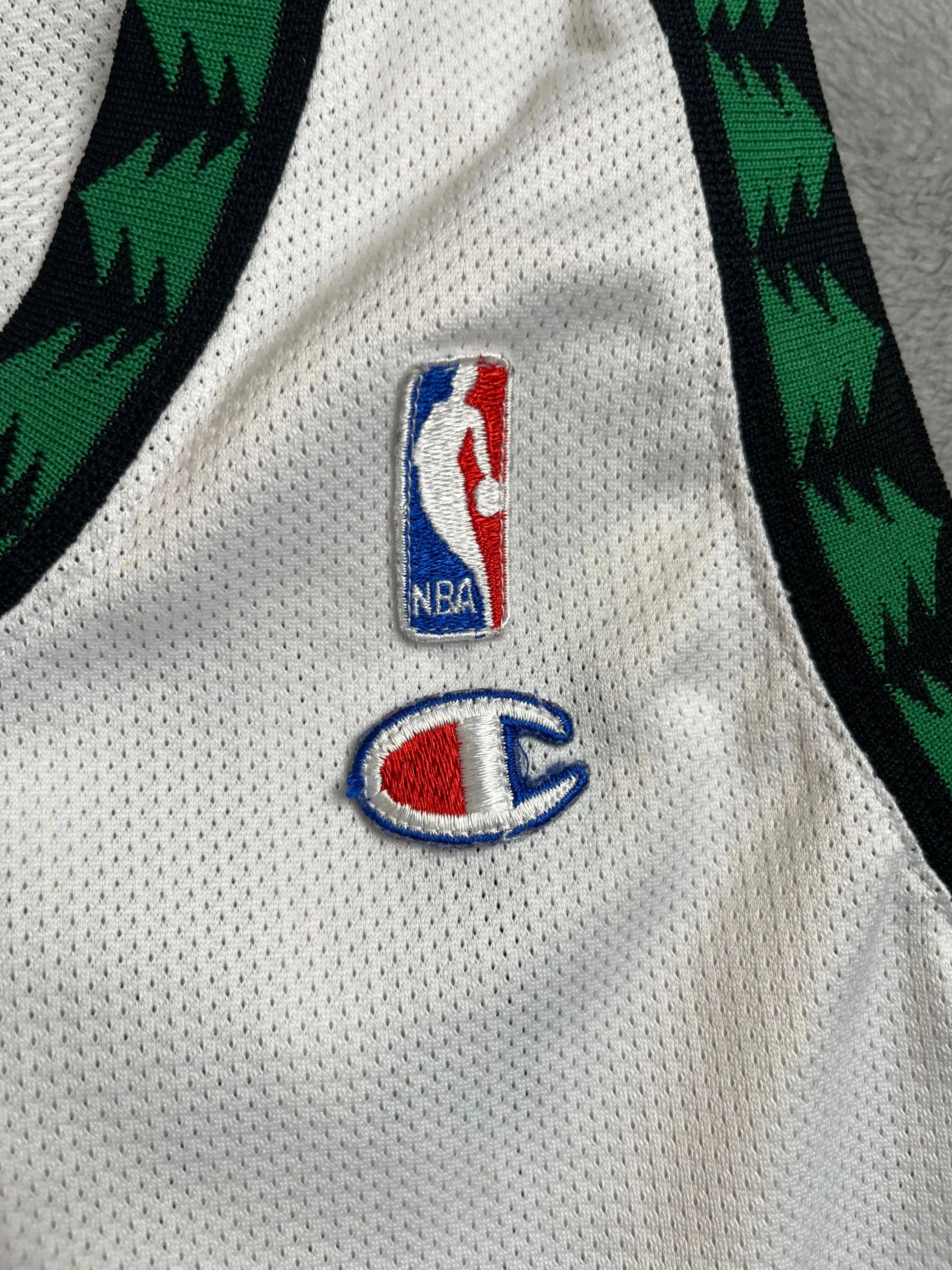 Kevin Garnett #21 - Minnesota Timberwolves Home 1997-2007 - Champion (XXL) - Maillot NBA Champion