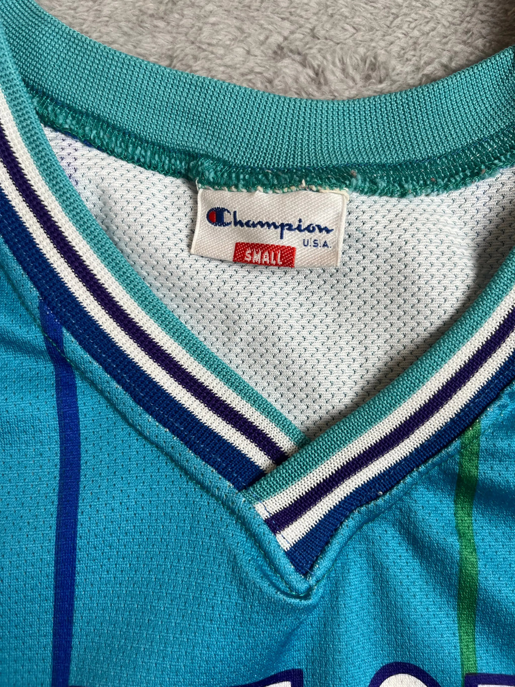 Larry Johnson #2 - Charlotte Hornets Away 1992-1996 - Champion (S) - Maillot NBA