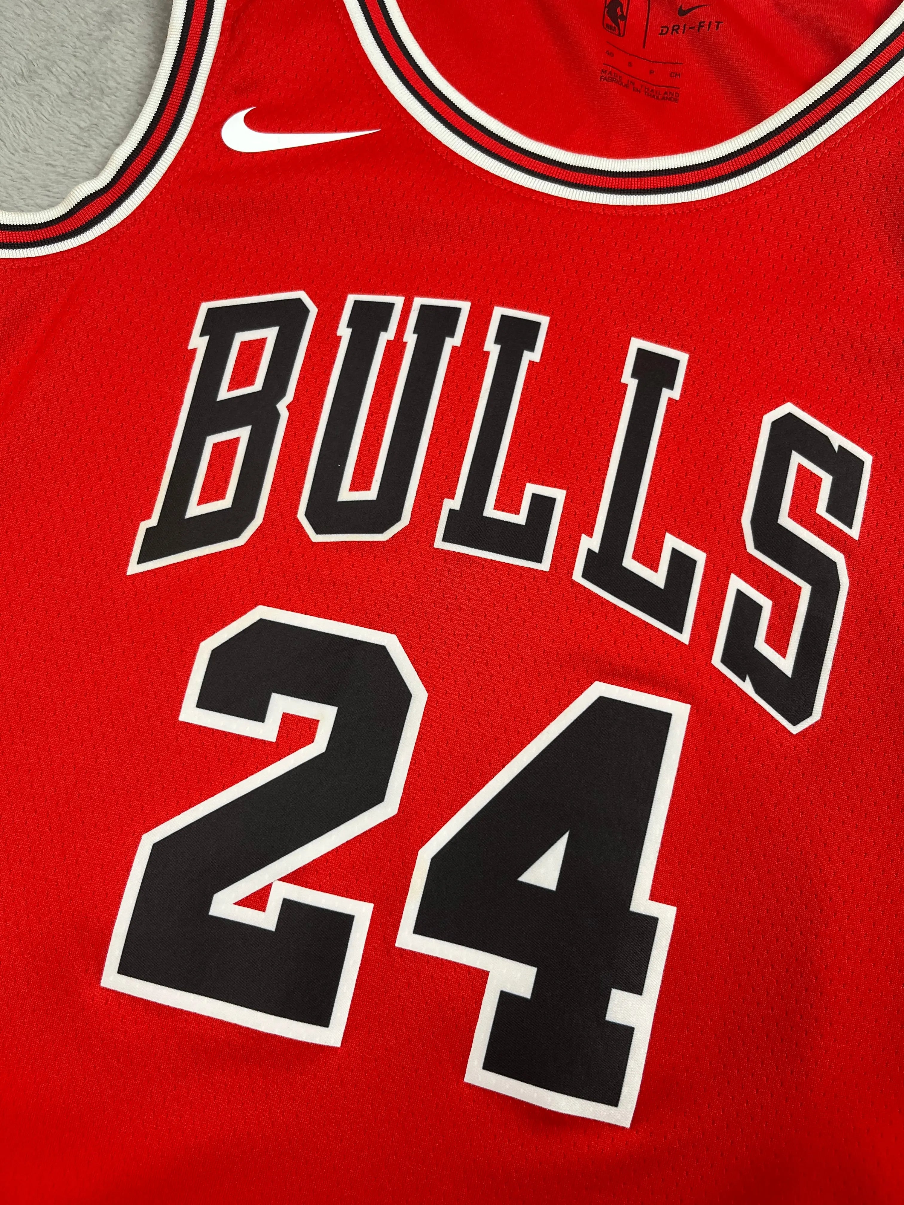Lauri Markkanen #24 - Chicago Bulls Away 2018-2021 - Nike (S) - Maillot NBA Nike