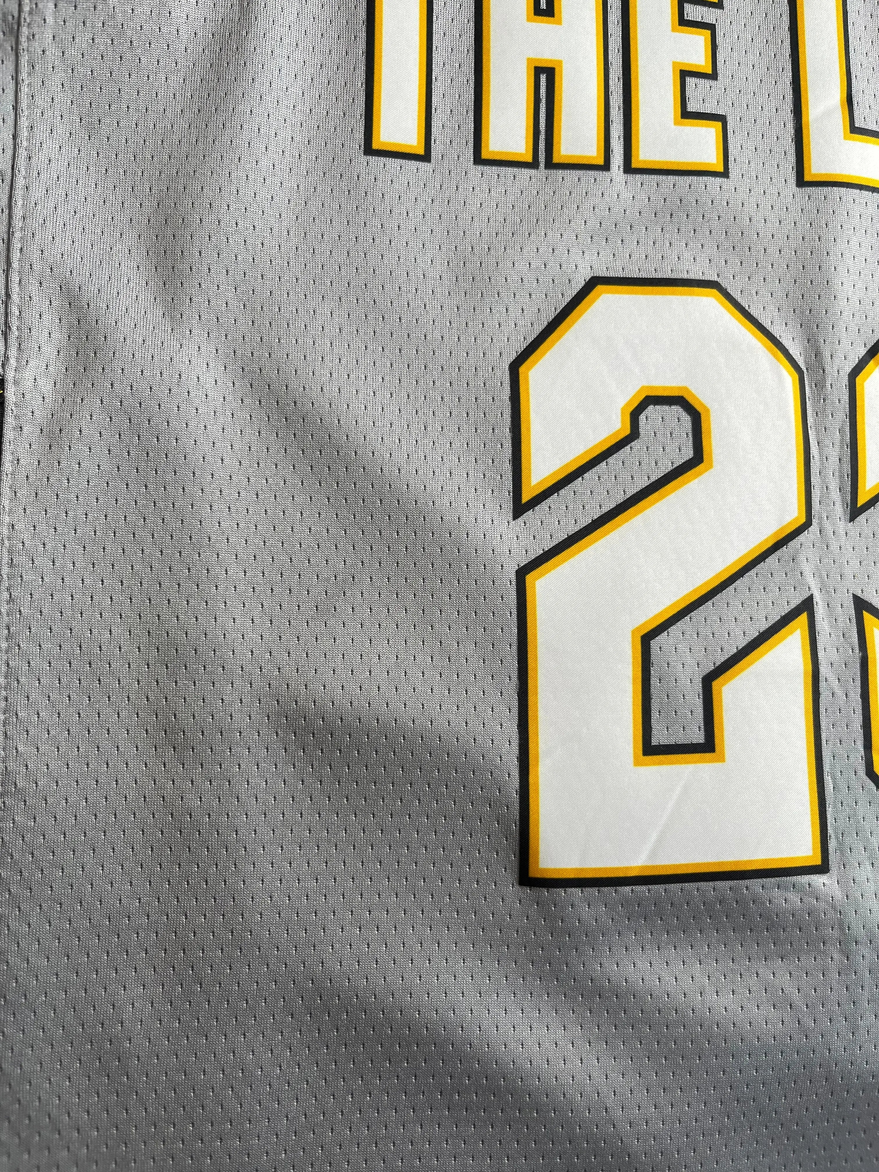 LeBron James #23 - Cleveland Cavaliers City Edition 2017-2018 - Nike (L) - Maillot NBA Andwan Shop