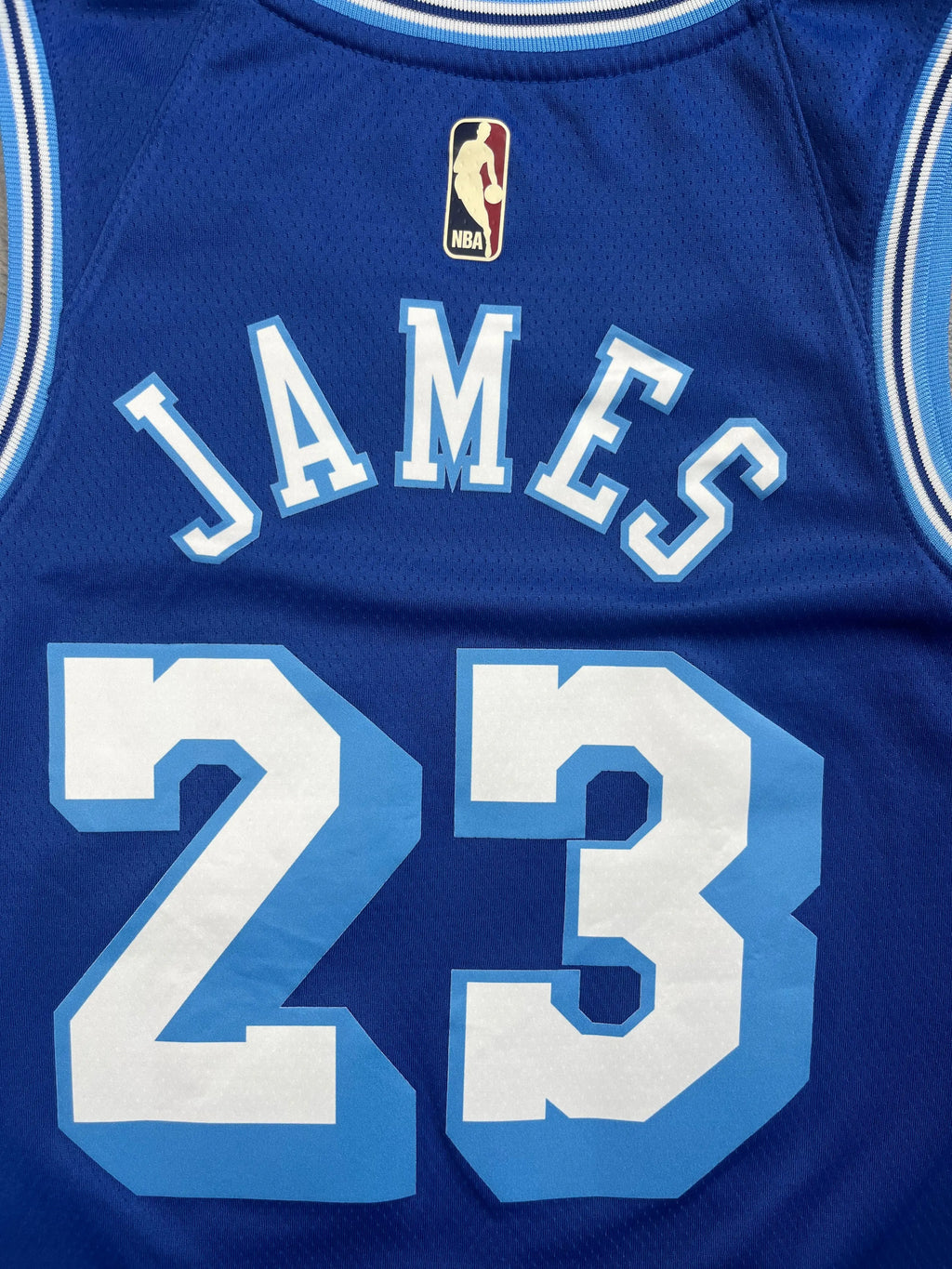 LeBron James #23 - Los Angeles Lakers Classic 2021 - Nike (M) - Maillot NBA Nike