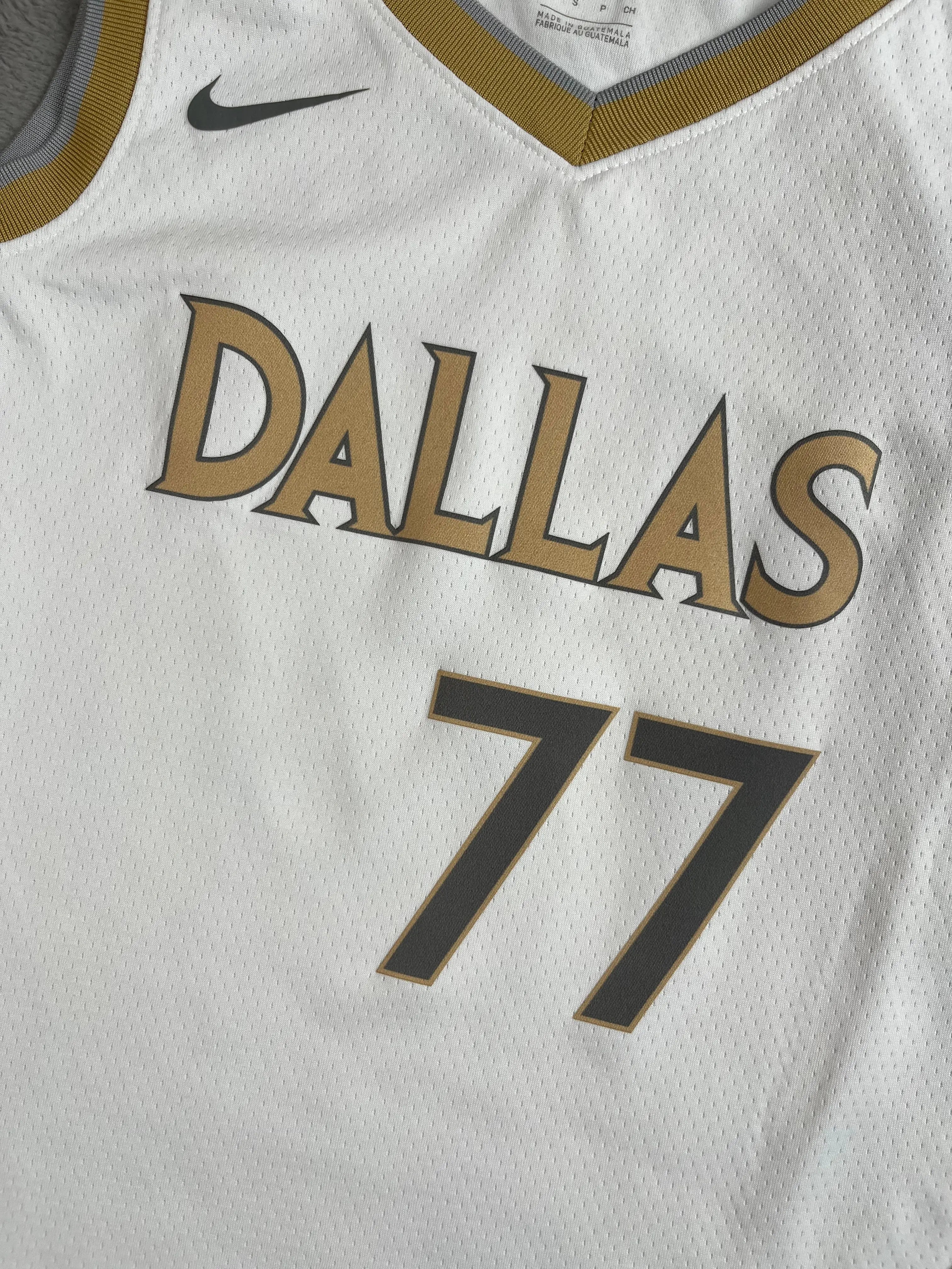 Luka Dončić #77 - Dallas Mavericks City 2020-2021 - Nike (S) - Maillot NBA Nike