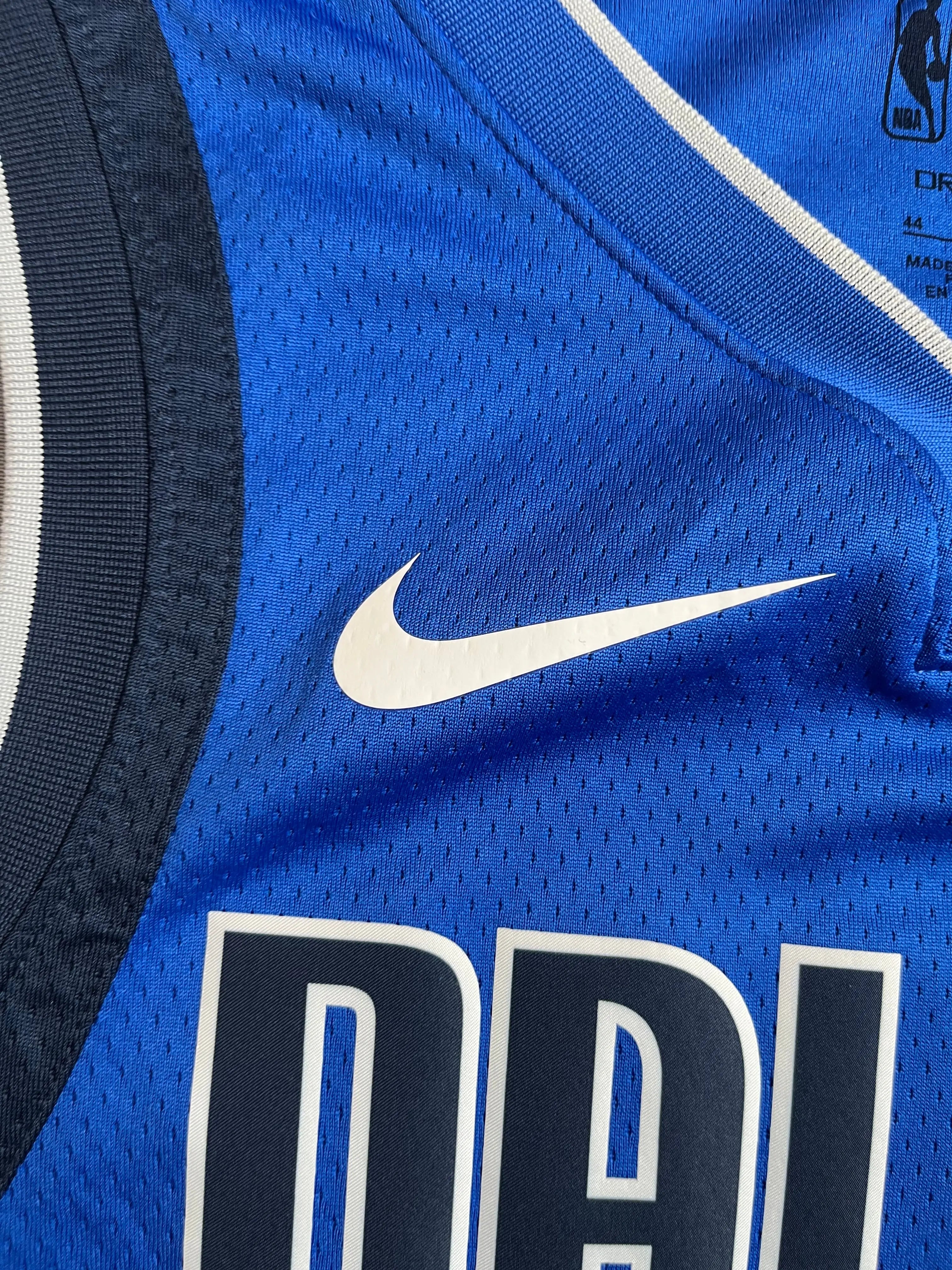 Luka Dončić #77 - Dallas Mavericks Icon 2019-2025 - Nike (M) - Maillot NBA Nike