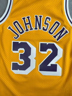 Magic Johnson #32 - Los Angeles Lakers Home 1984-1985 - Mitchell & Ness (S) - Maillot NBA Mitchell & Ness