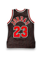 Michael Jordan #23 - Chicago Bulls Alternate 1996-1997 - Champion AUTHENTIC (M) - Maillot NBA